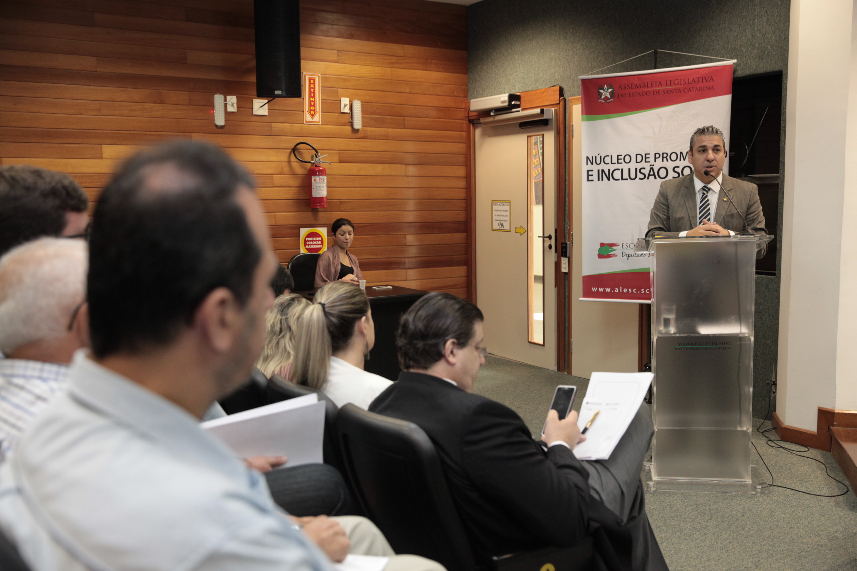 Seminário Sobre a Lei do Marco Regulatório.