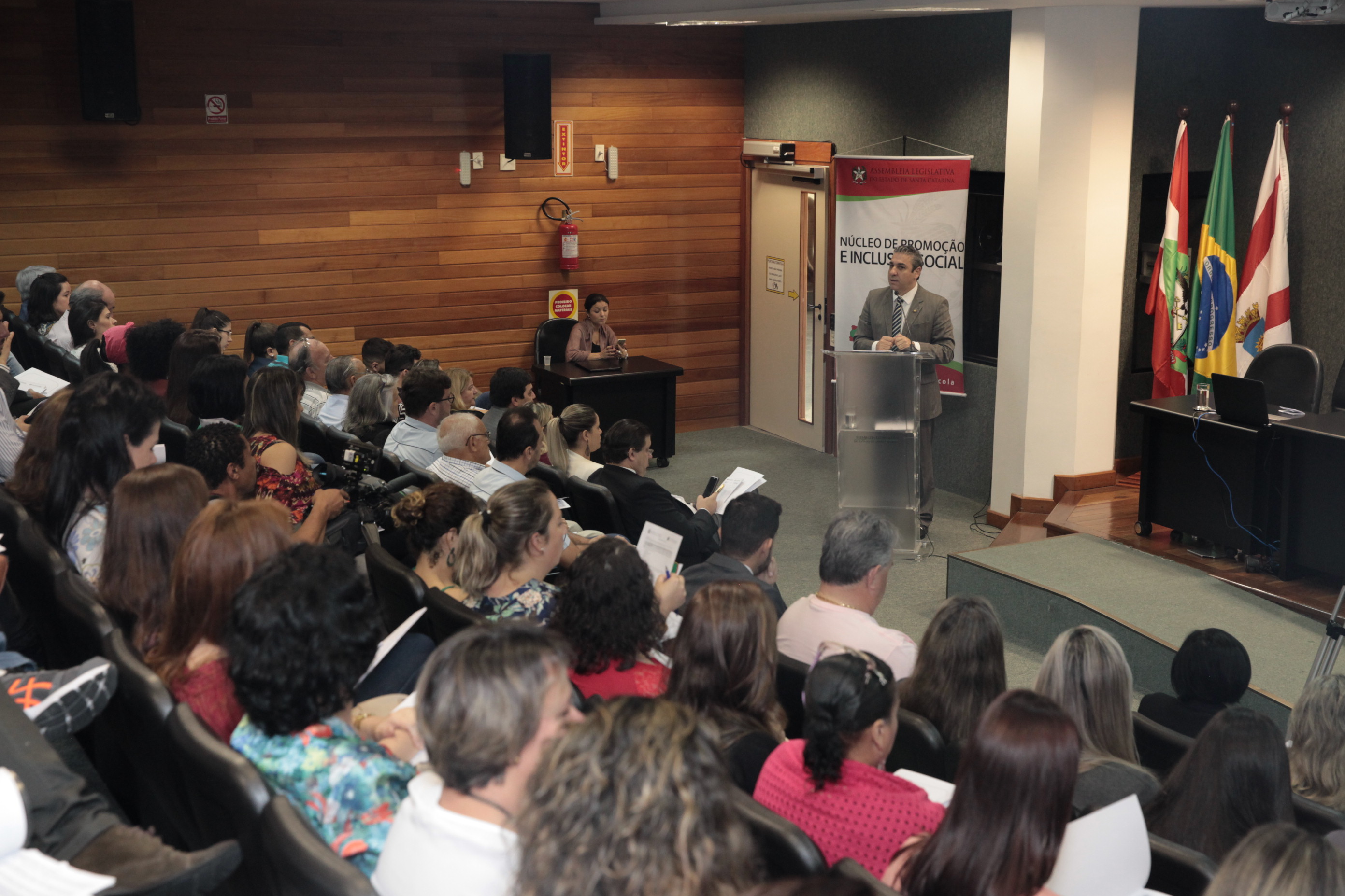 Seminário Sobre a Lei do Marco Regulatório.