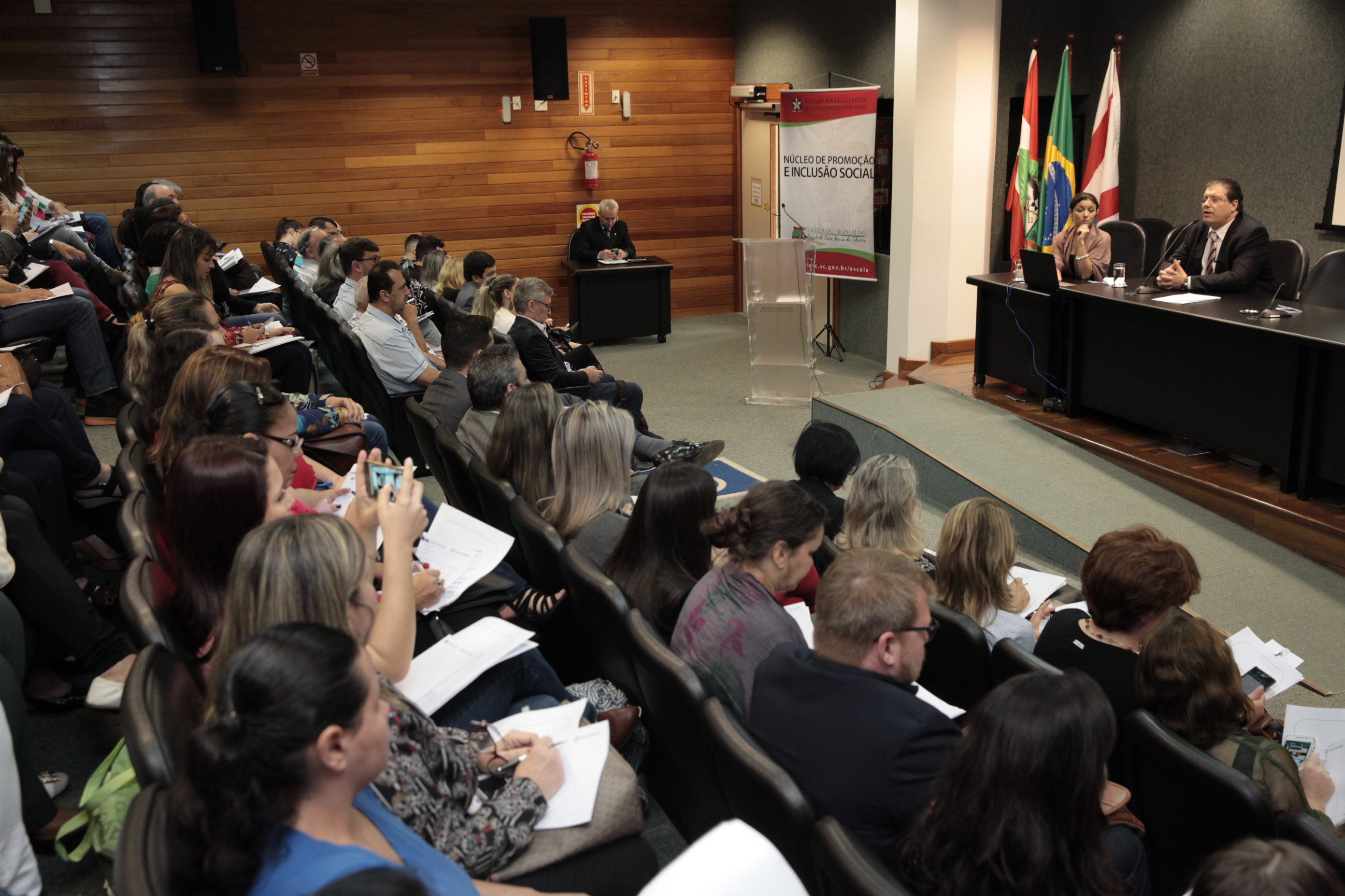 Seminário Sobre a Lei do Marco Regulatório.