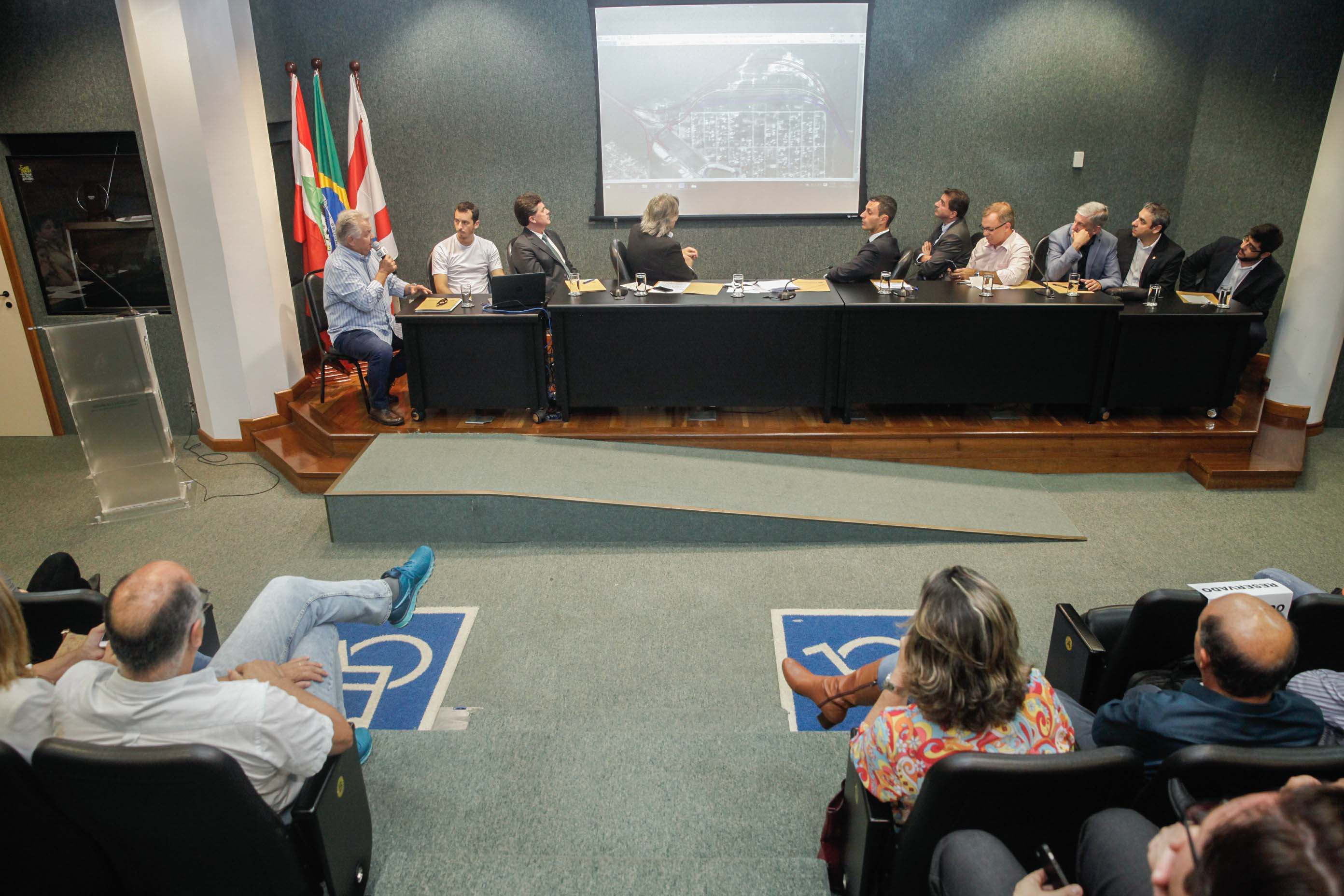 Audiência Pública Sobre Obras de Acesso ao Aeroporto Hercílio Luz.
