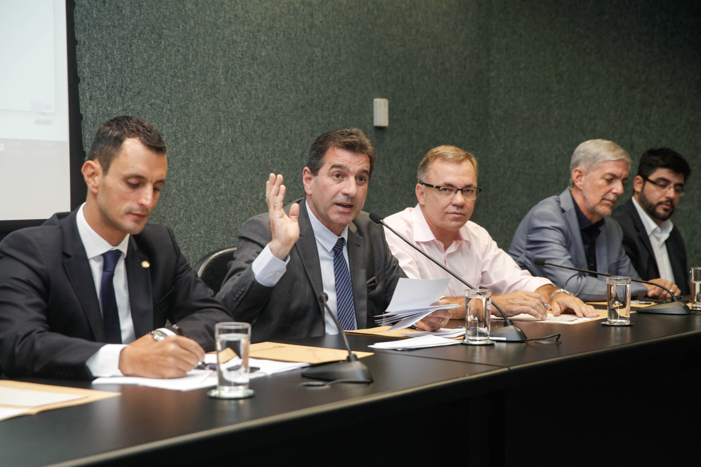 Audiência Pública Sobre Obras de Acesso ao Aeroporto Hercílio Luz.