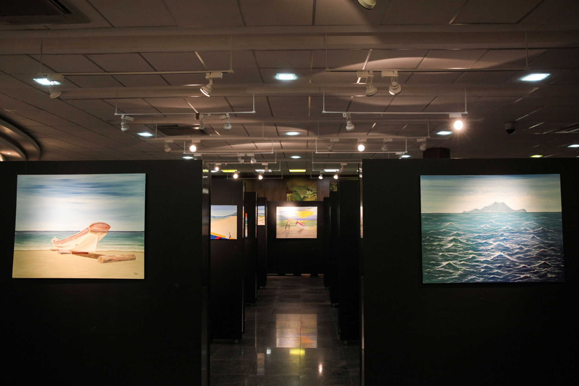 Exposição “Costumes da Ilha” exibe belezas naturais de Florianópolis