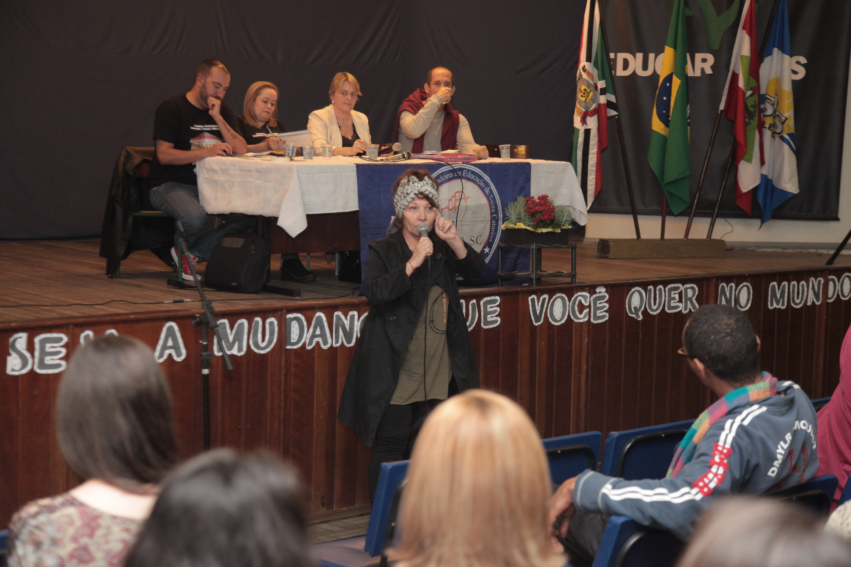 Audiência Pública da Comissão de Educação sobre a Municipalização das Escolas da Regional de Criciúma/SC.