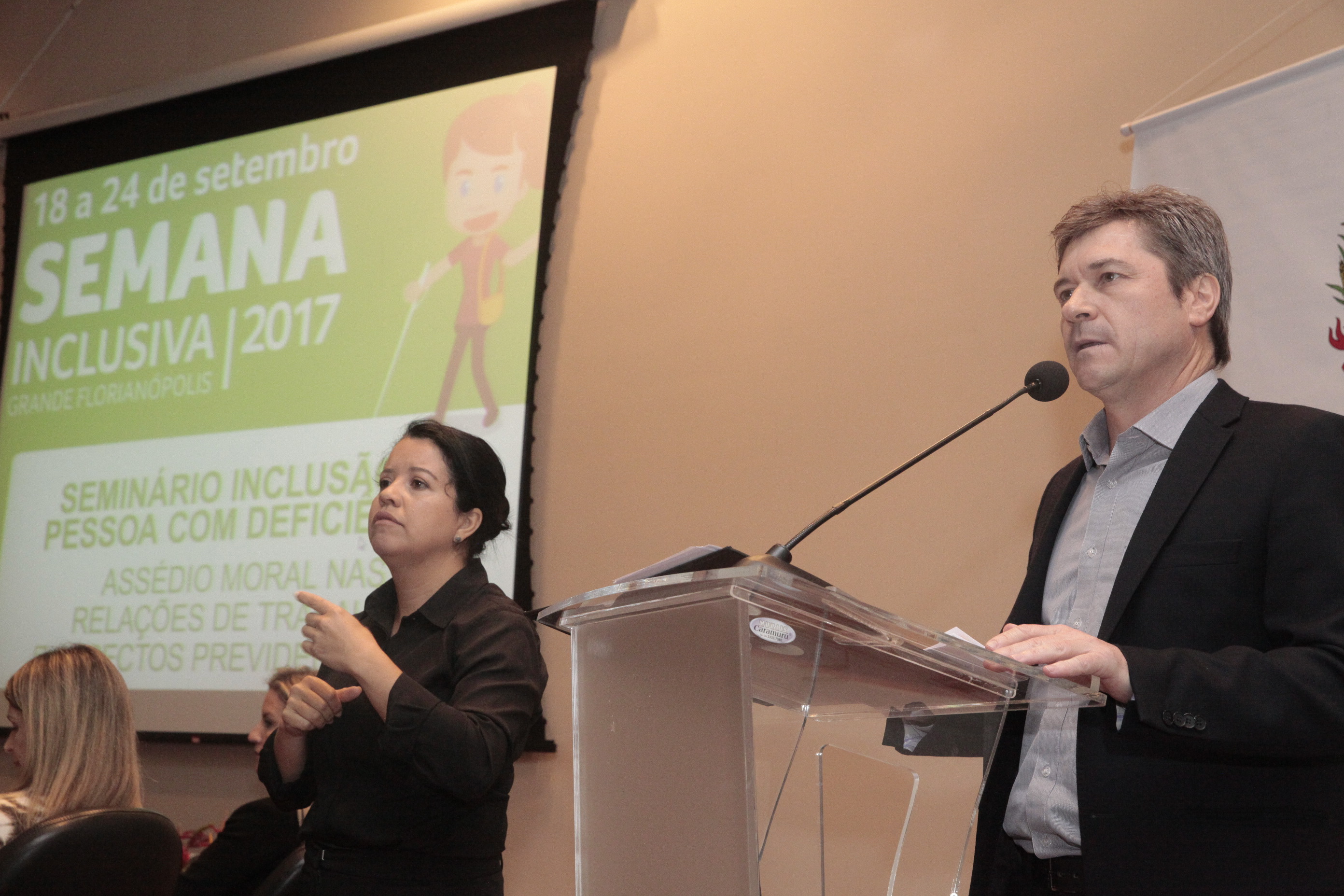 Seminário de Pessoas com Deficiência.