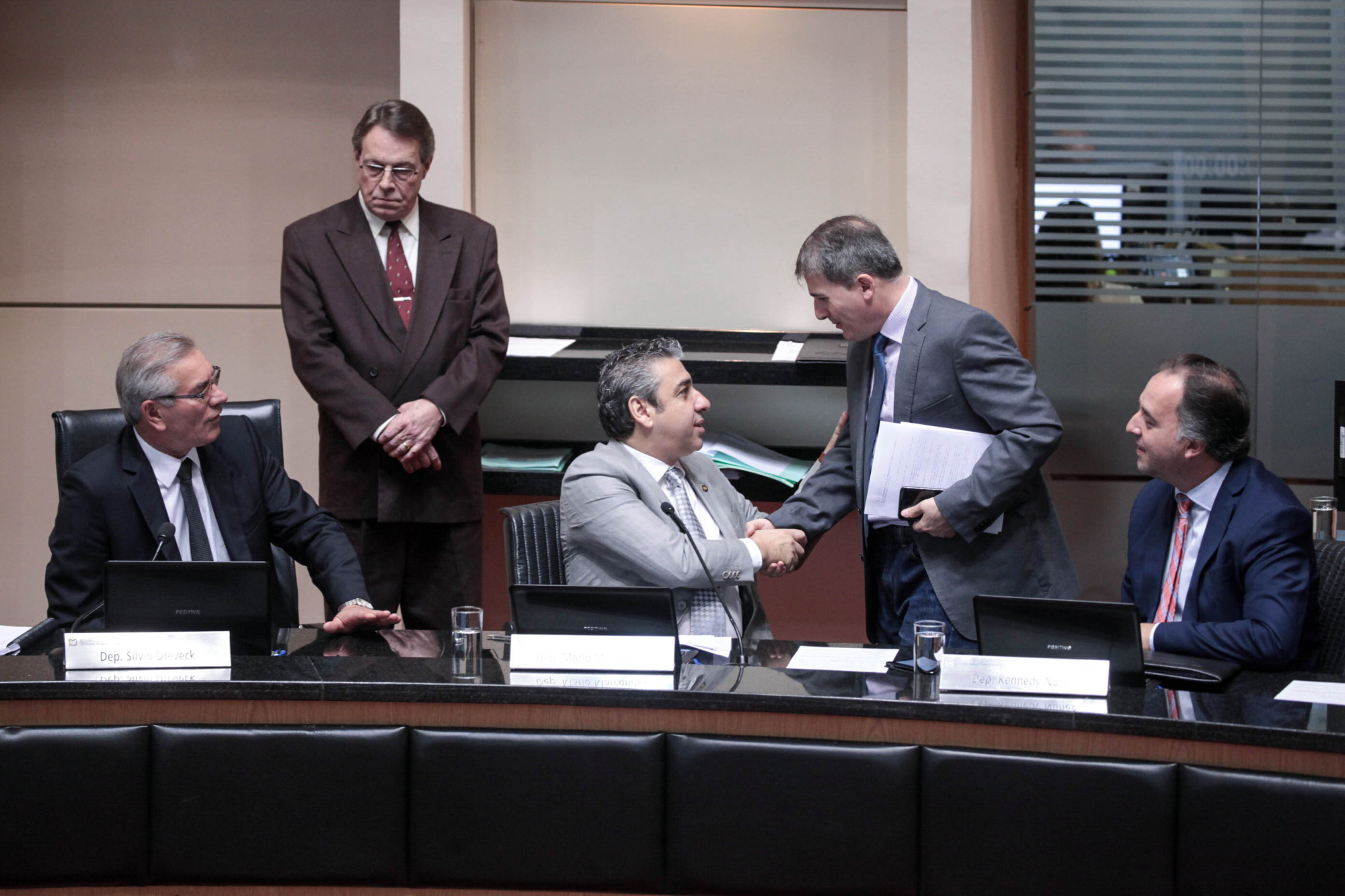 Pronunciamentos dos deputados na sessão desta quinta (20)