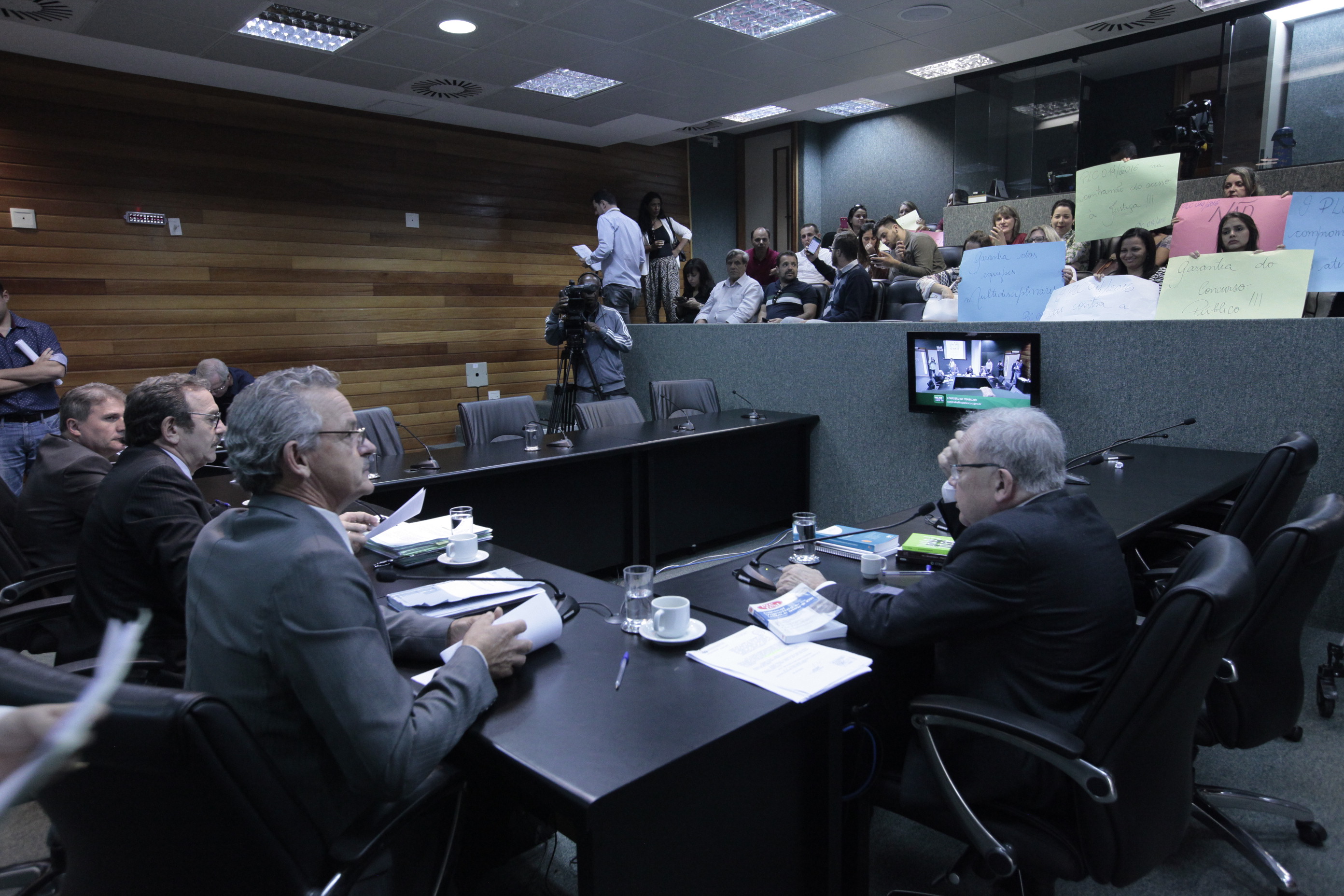 Comissão de Trabalho.