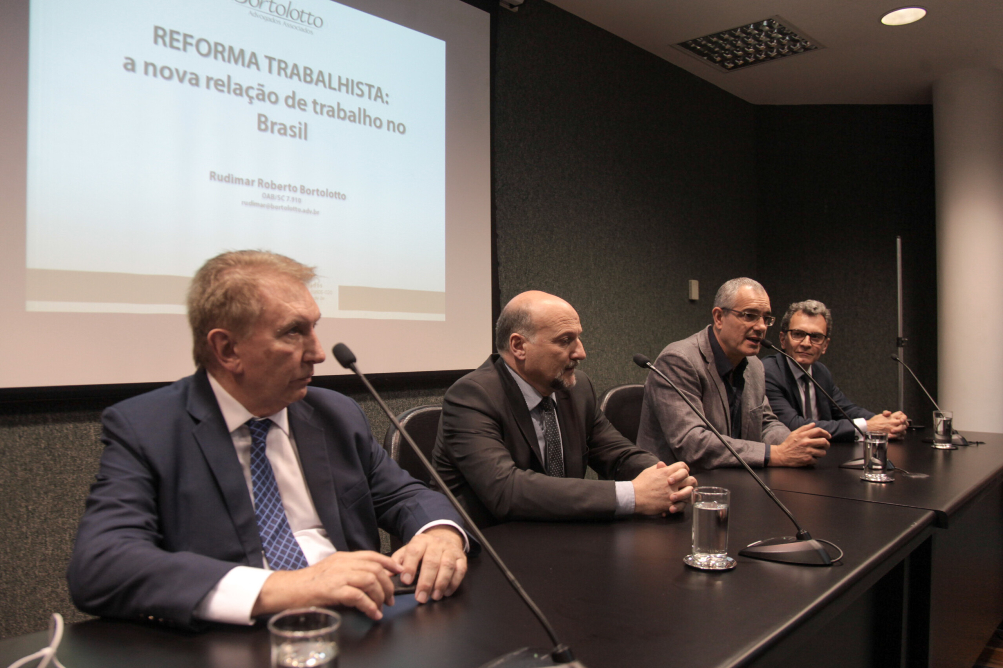 Assembleia recebe workshop sobre aspectos da reforma trabalhista