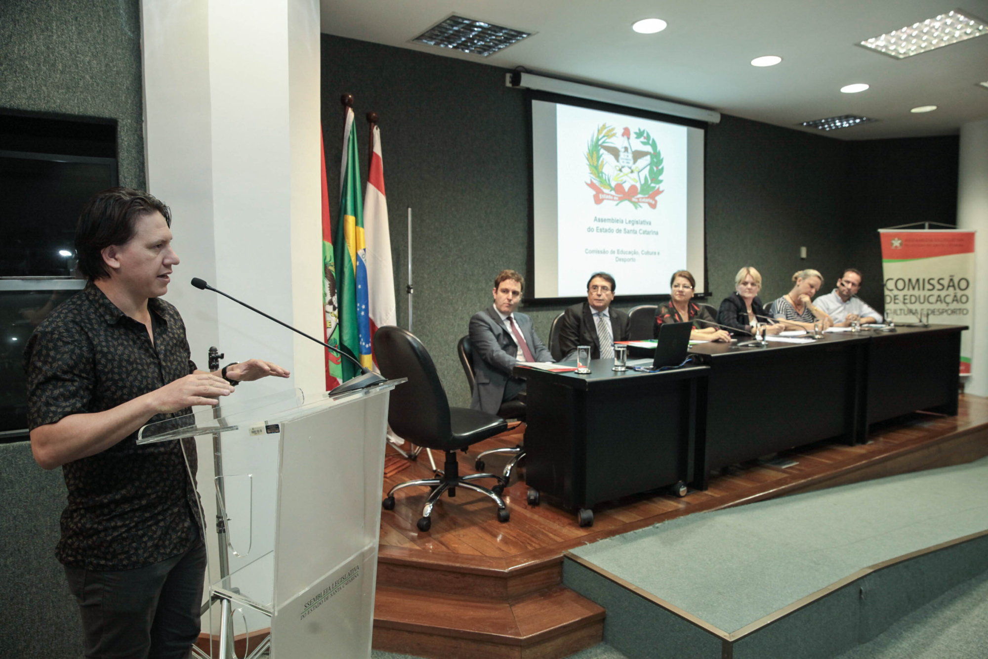 SED apresenta novo modelo de avaliação e sistema de registros on line