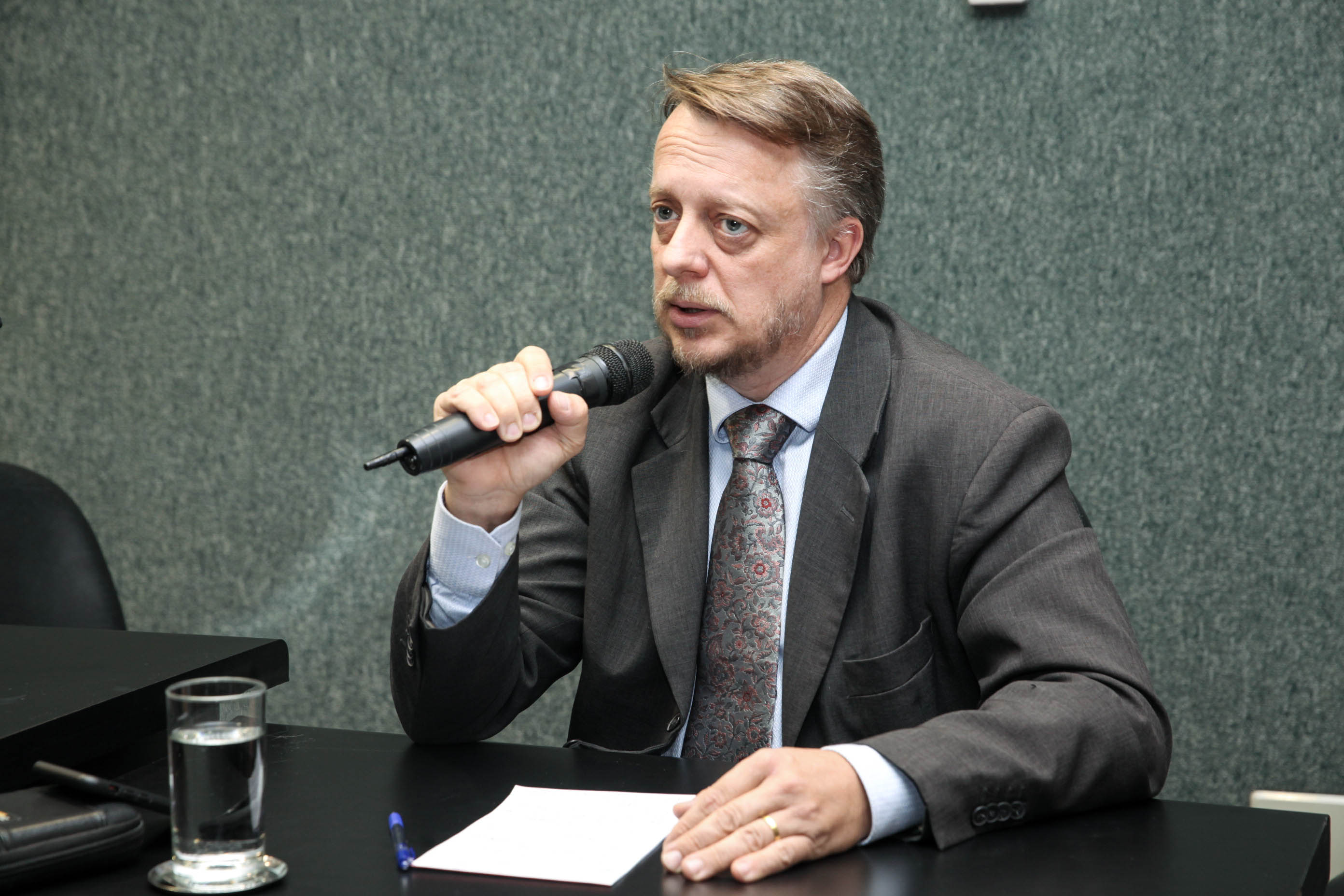 Audiência Pública Sobre os Critérios Técnicos do Badesc e o Assédio Moral.