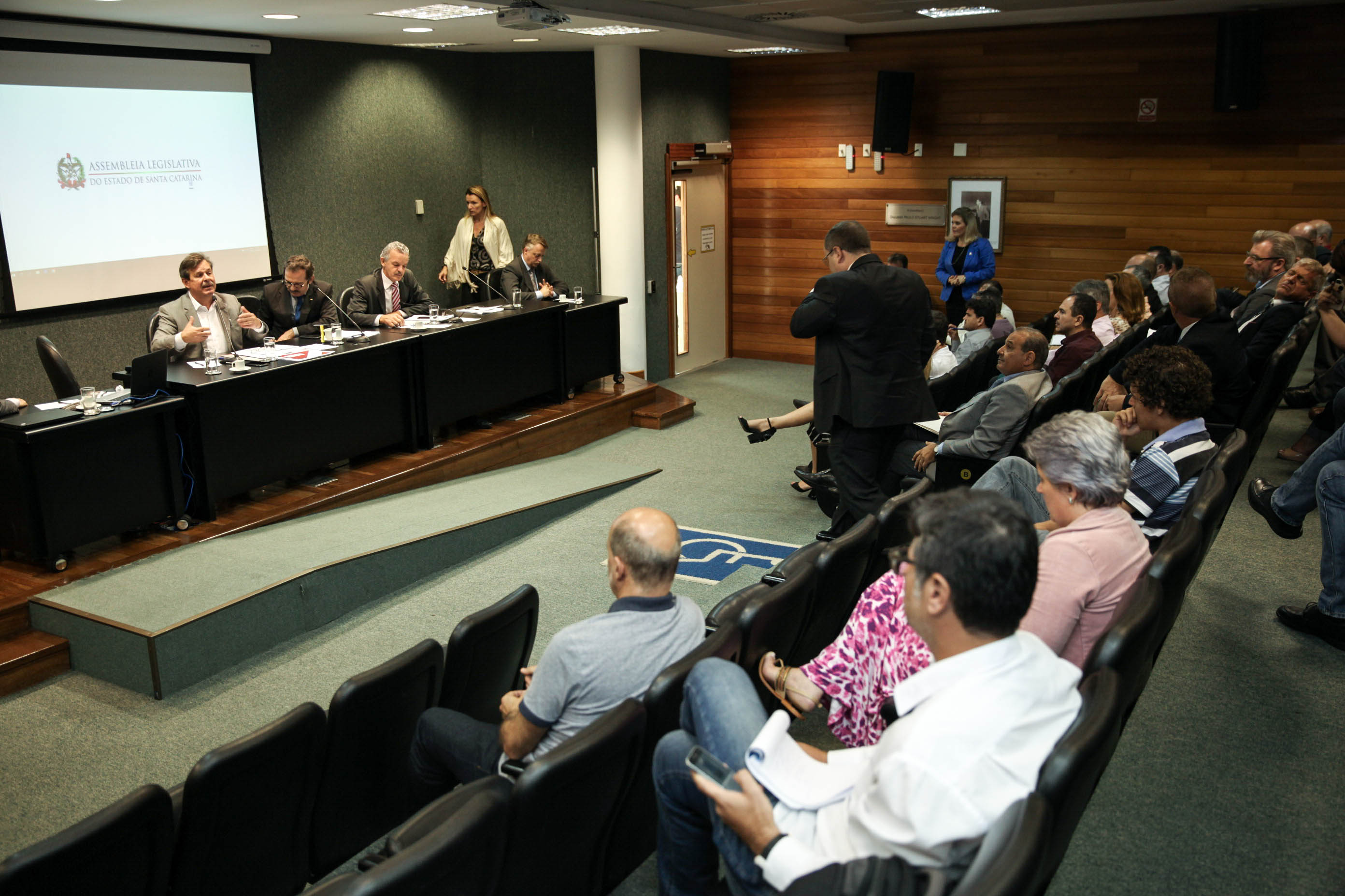 Audiência Pública Sobre os Critérios Técnicos do Badesc e o Assédio Moral.