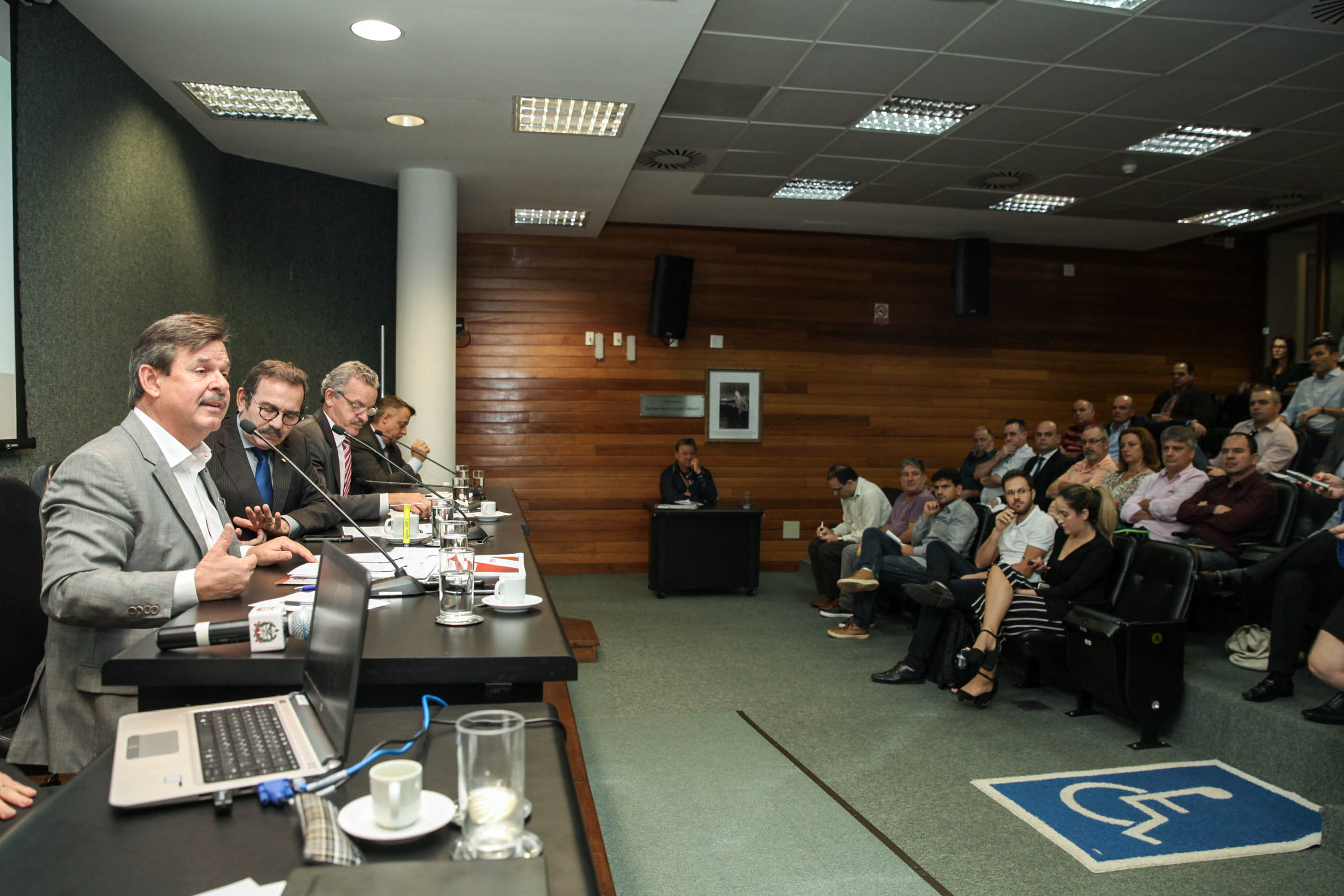 Audiência Pública Sobre os Critérios Técnicos do Badesc e o Assédio Moral.