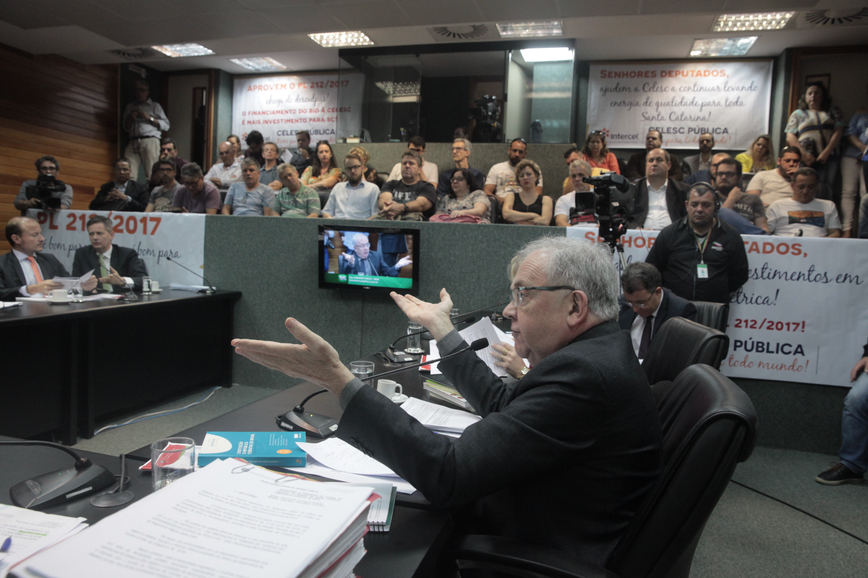 Comissão de Finanças.