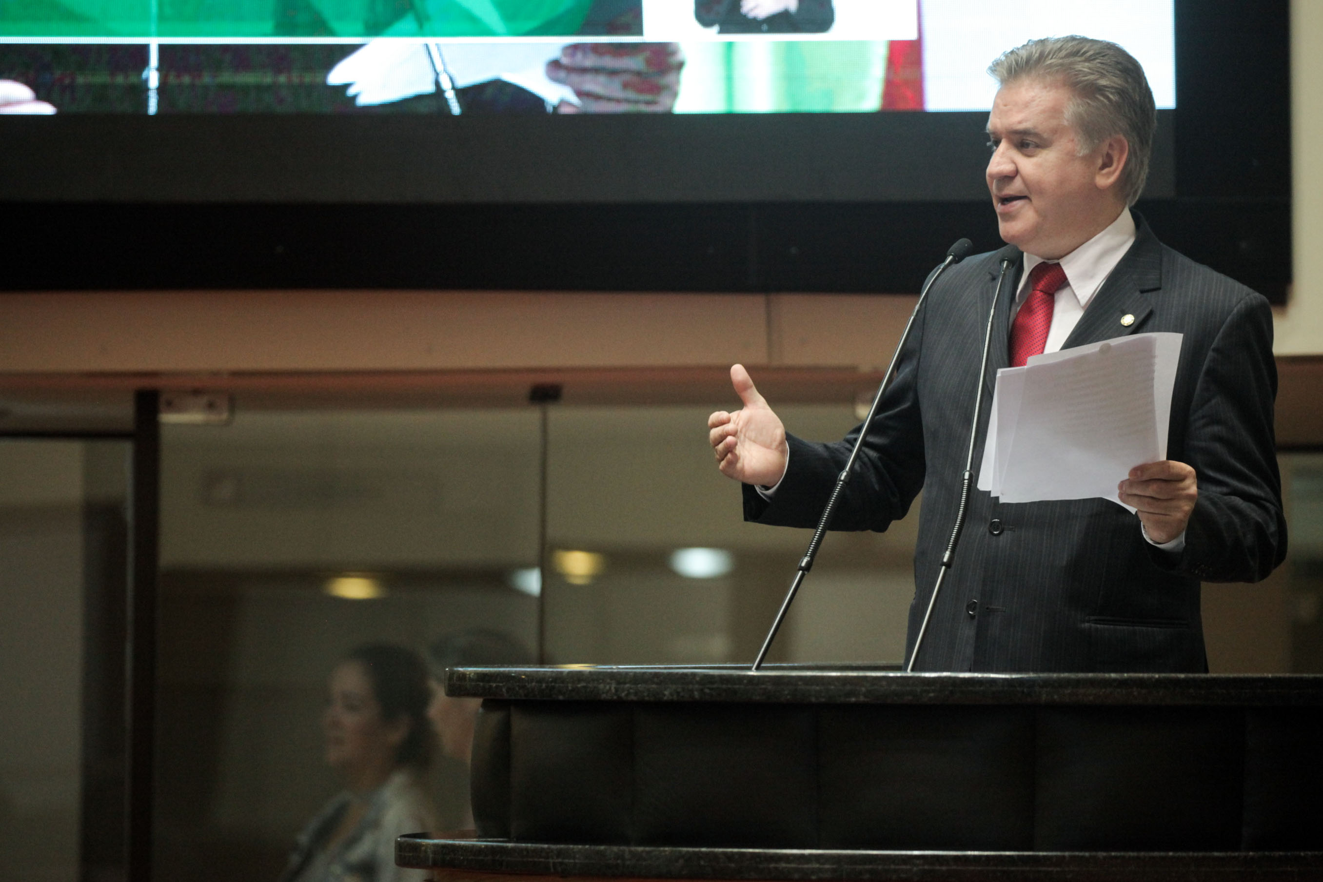 Deputado Cesar Valduga (PCdoB). Sessão Ordinária.