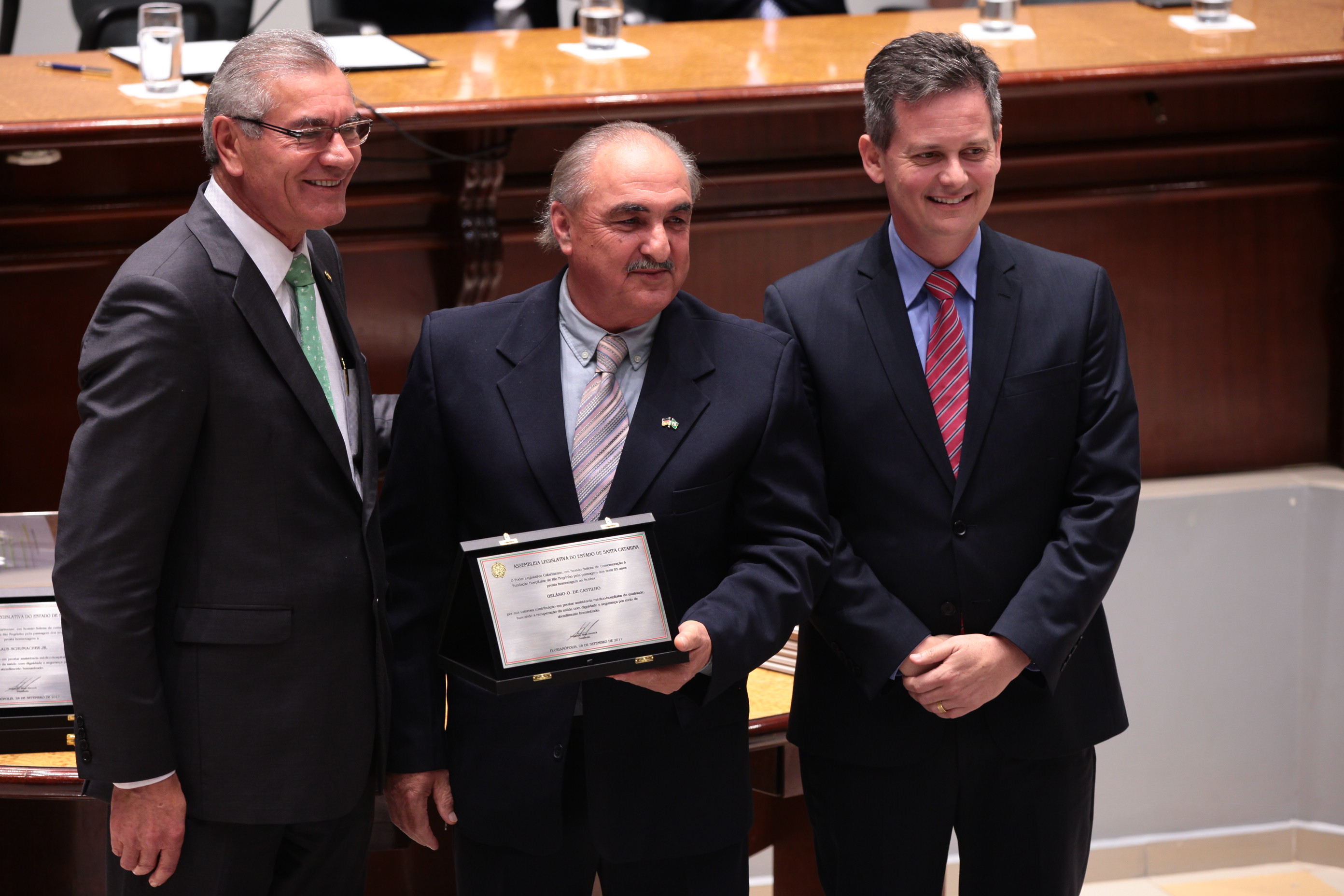 Sessão Solene 65 Anos da Fundação Hospitalar Rio Negrinho.