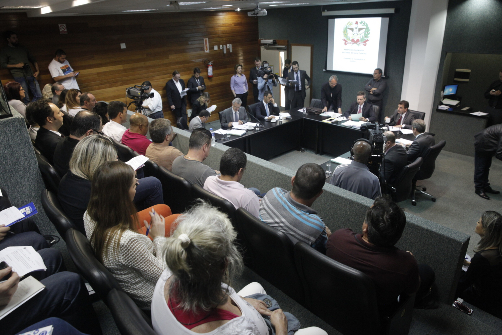 CCJ aprova consolidação das leis sobre pessoas com deficiência