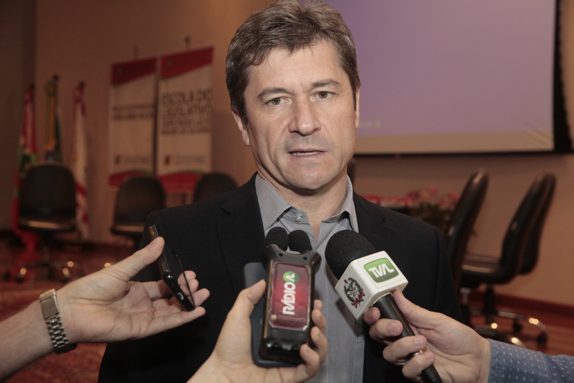 Deputado José Nei Ascari