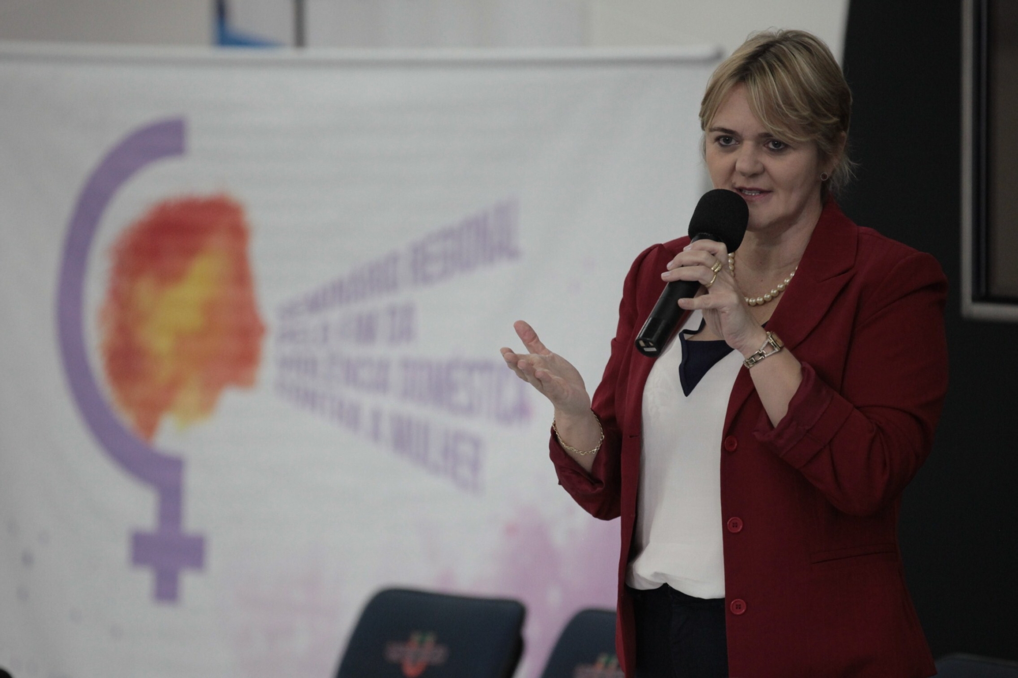 Violência doméstica contra a mulher: seminário chega a Iporã do Oeste na sexta