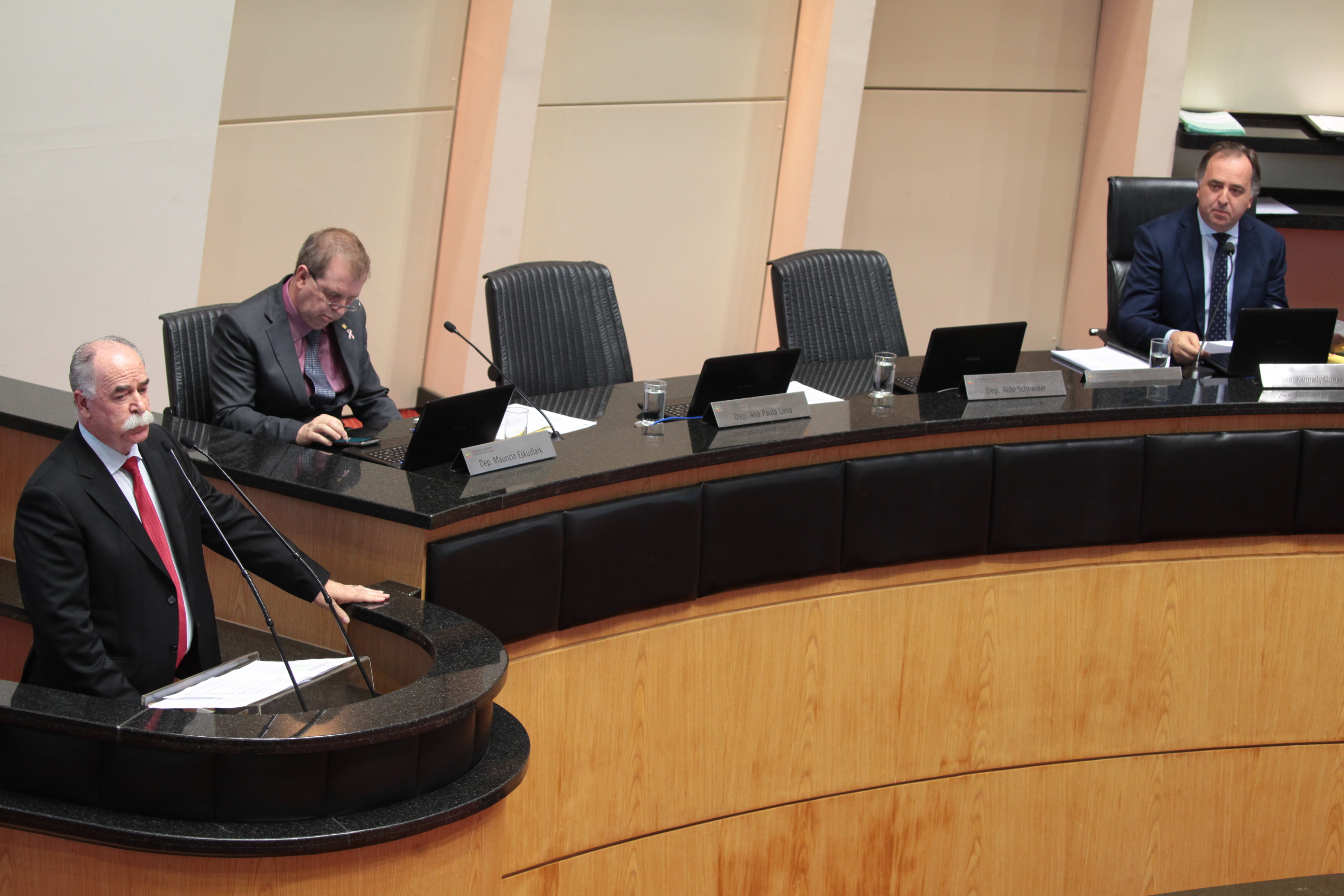 Deputado Romildo Titon (PMDB)