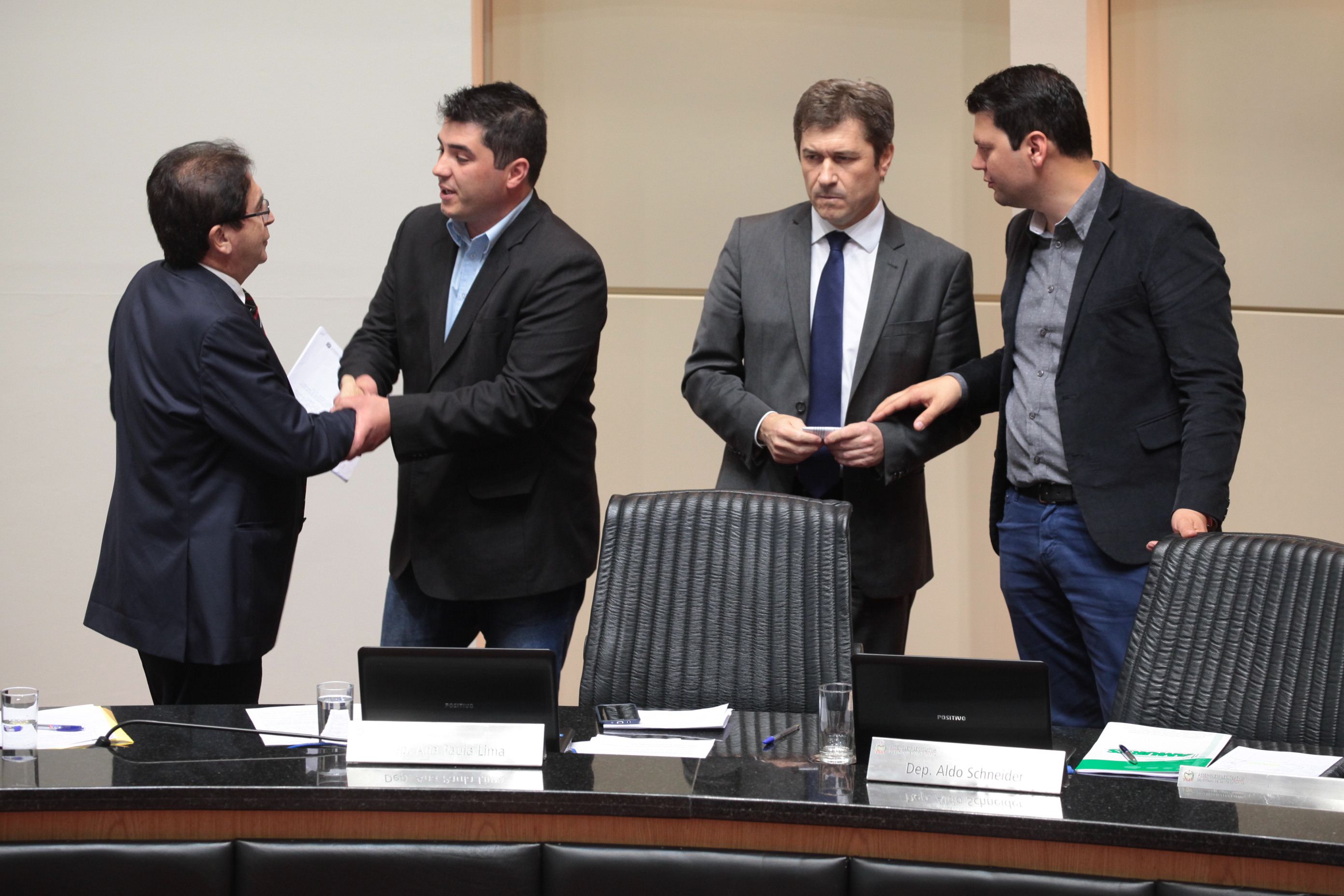 Plenário Osni Regis