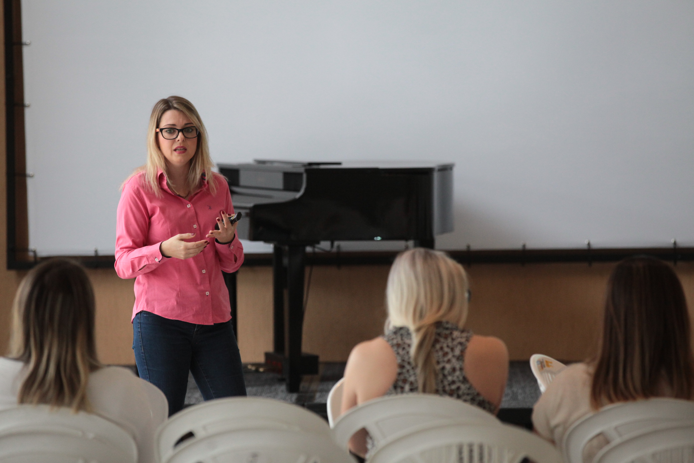 XVI Congresso Estadual das APAEs de Santa Catarina. Juliana Rodrigues.