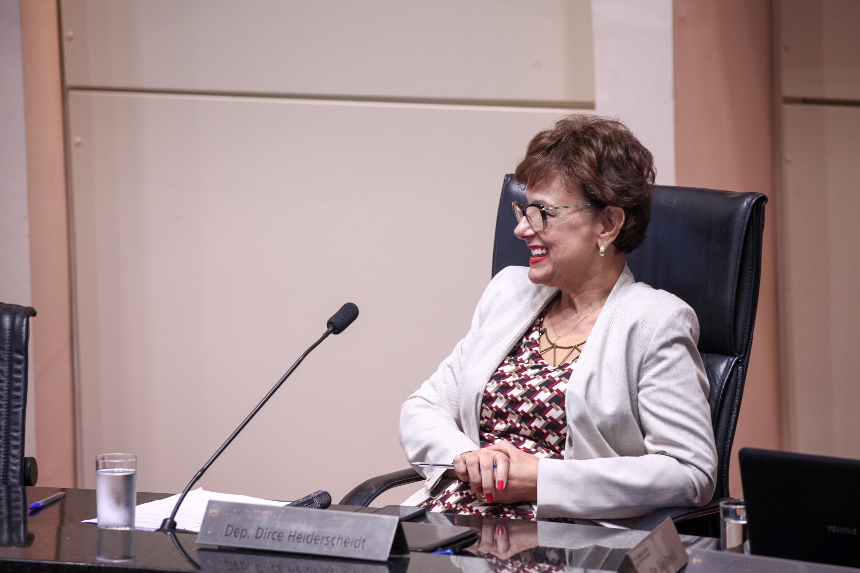 Deputada Dirce Heiderscheidt (PMDB). Sessão Ordinária. Foto: Karina Ferreira / Agência AL