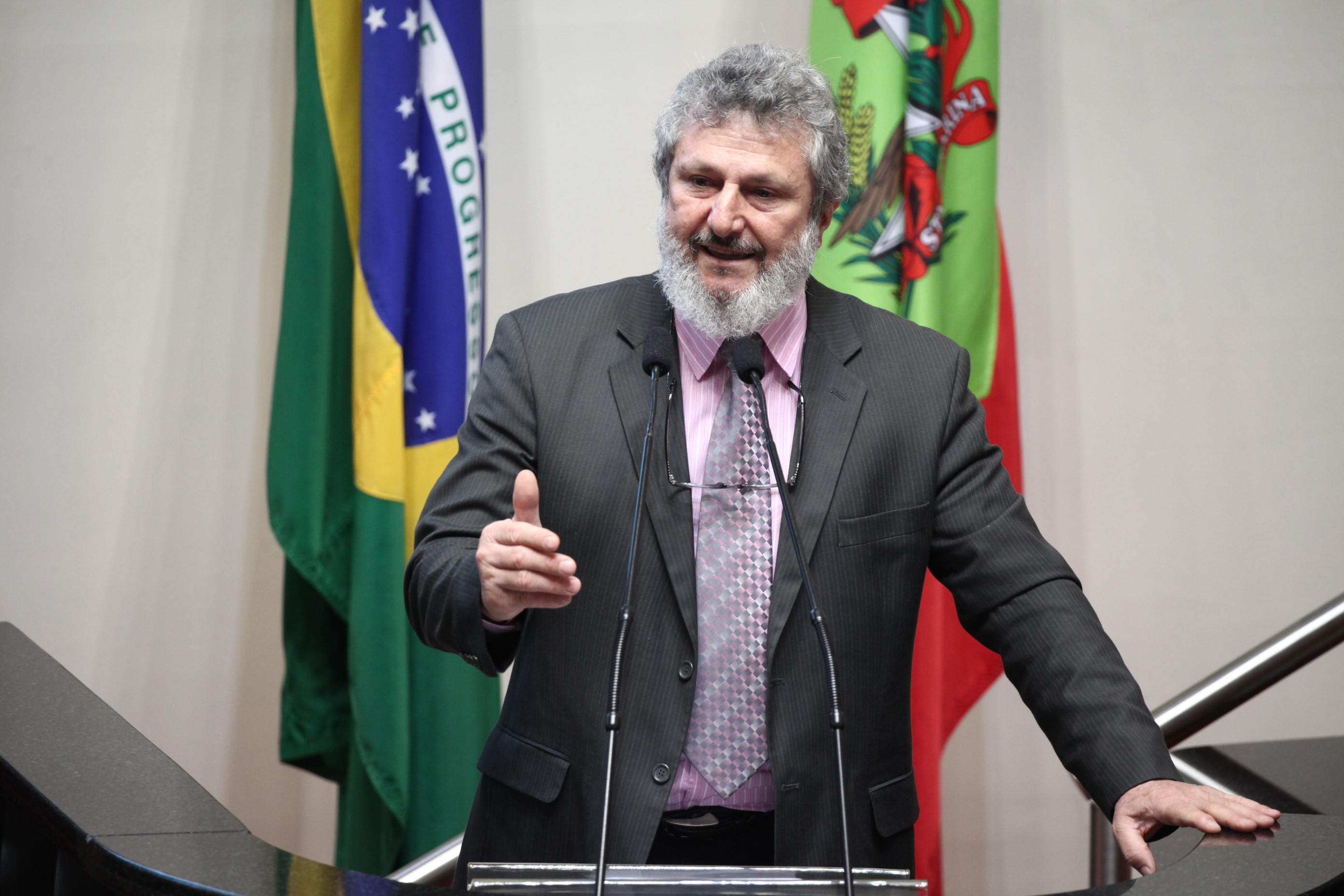 Deputado Padre Pedro Baldissera (PT). Sessão Ordinária. Foto: Miriam Zomer / Agência AL