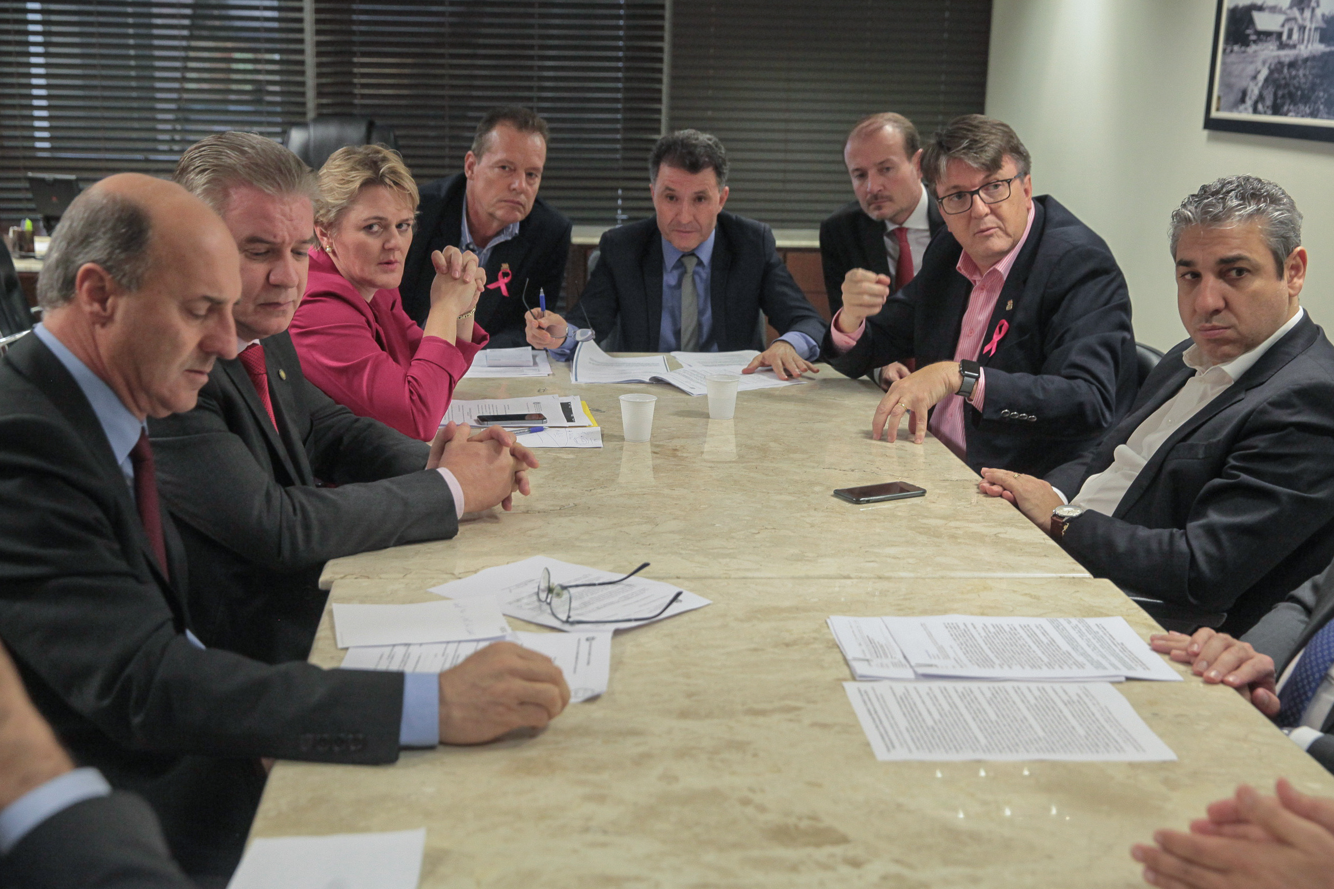 Reunião com o secretário de Estado da Educação Eduardo Deschamps.