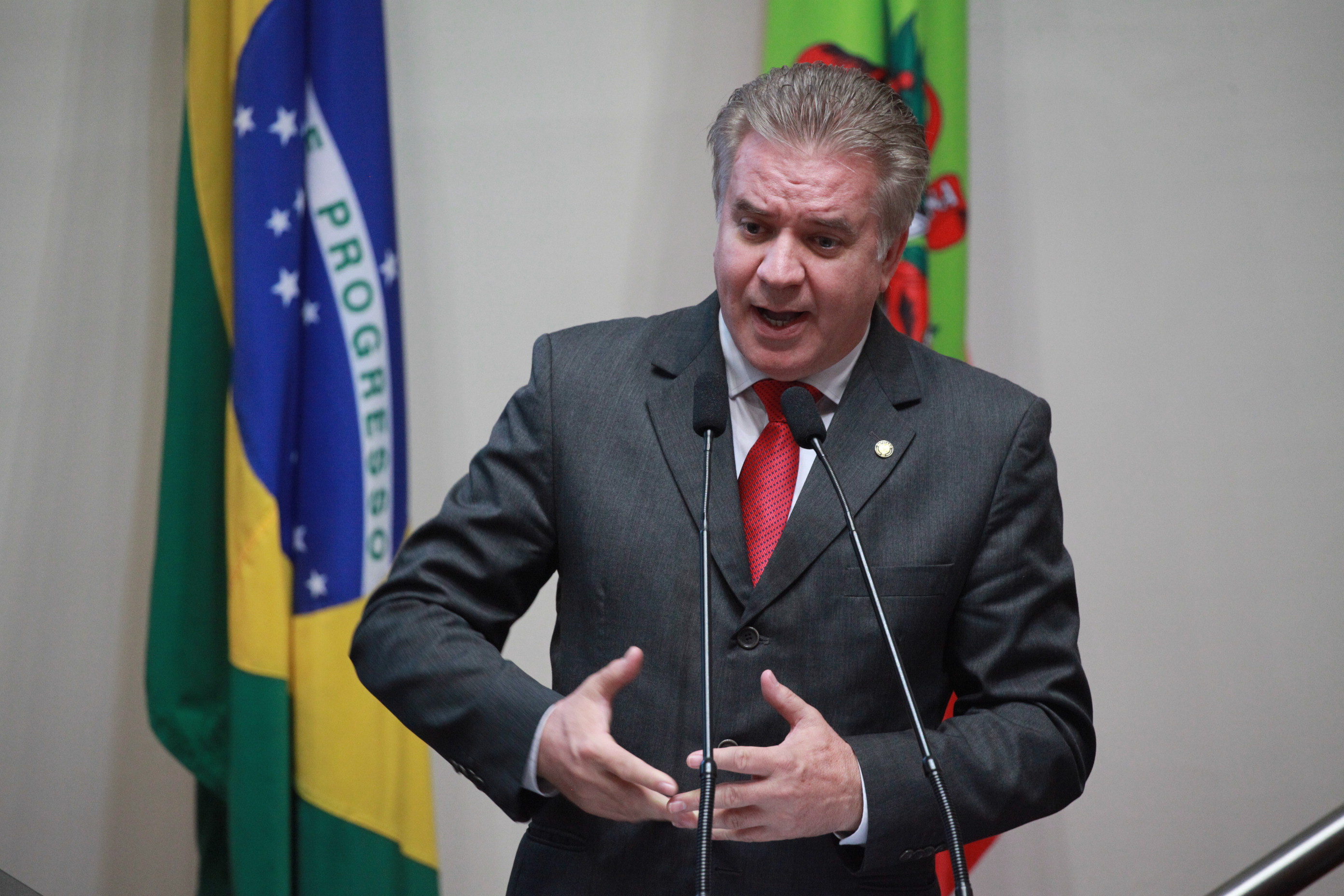 Deputado César Valduga (PCdoB). Sessão Ordinária.