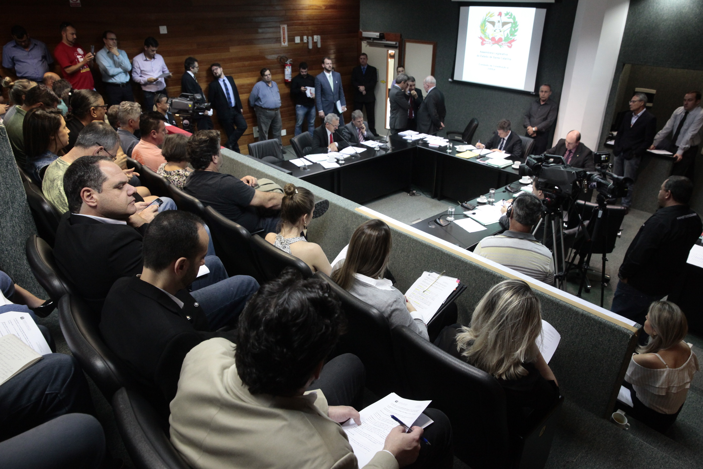 Comissão de Constituição e Justiça