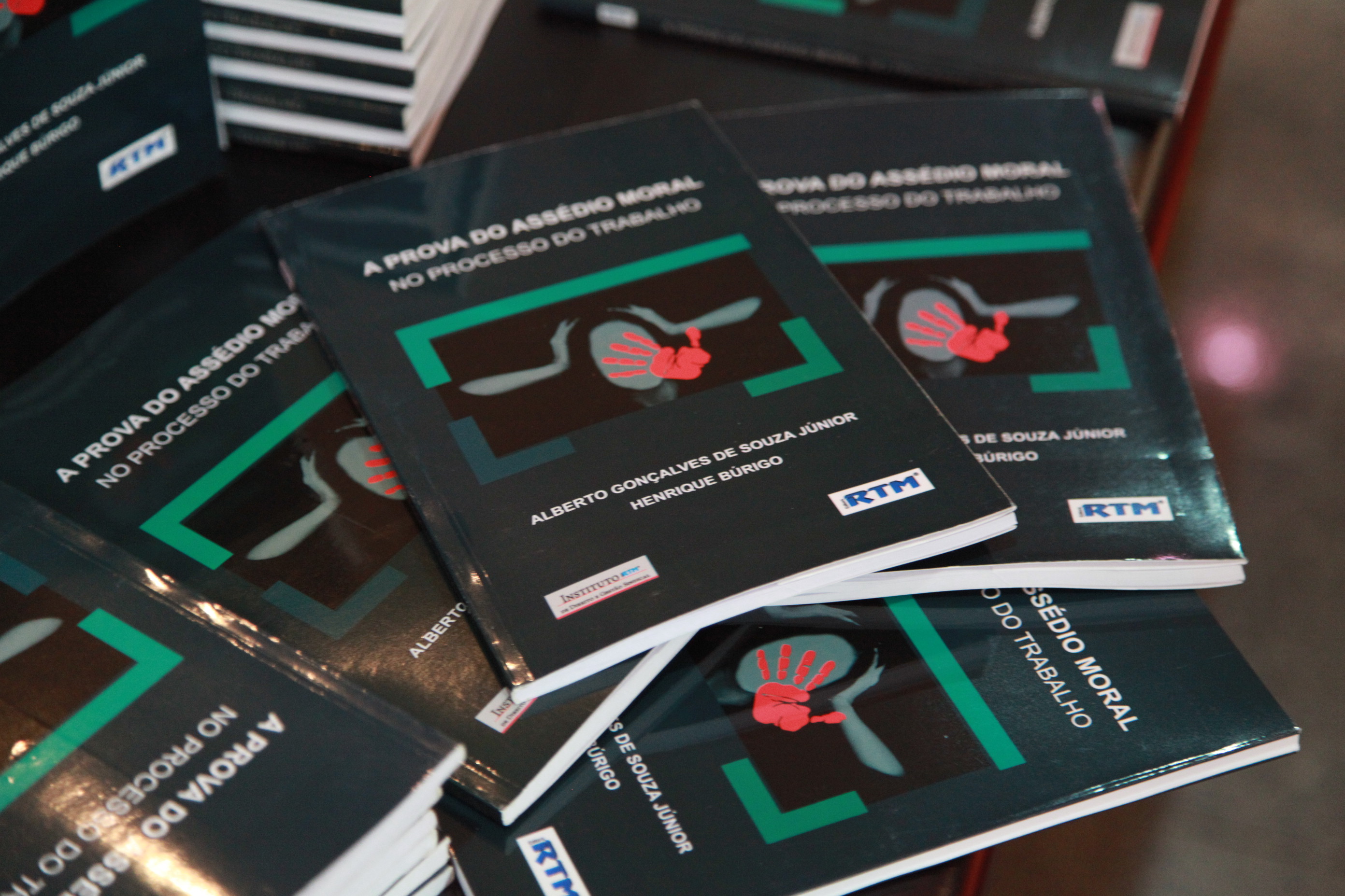 Lançamento literário 