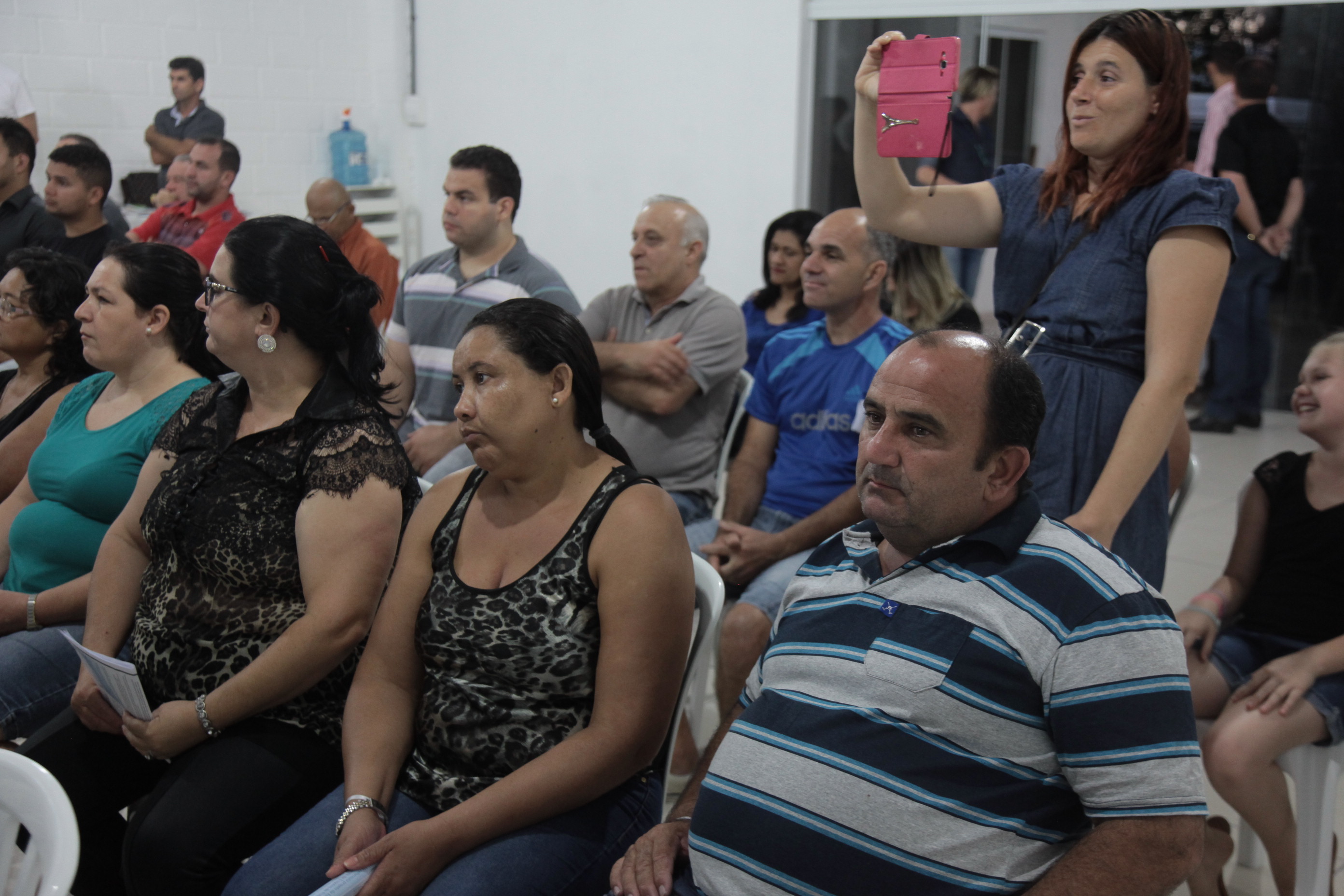 Audiência Pública da Comissão de Turismo e meio Ambiente sobre O Problema da Estação de Esgoto do Bairro Potecas.