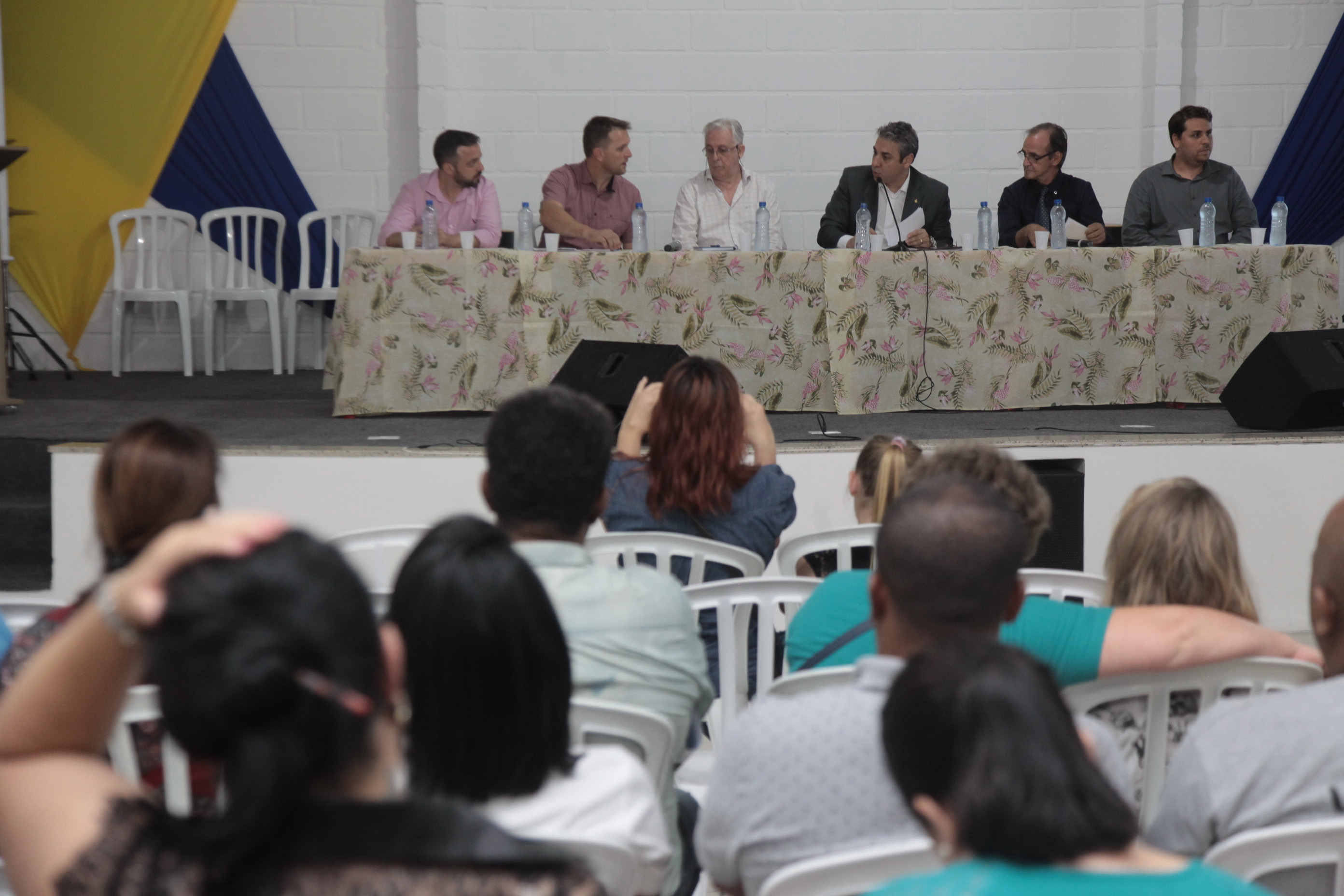 Audiência Pública da Comissão de Turismo e meio Ambiente sobre O Problema da Estação de Esgoto do Bairro Potecas.