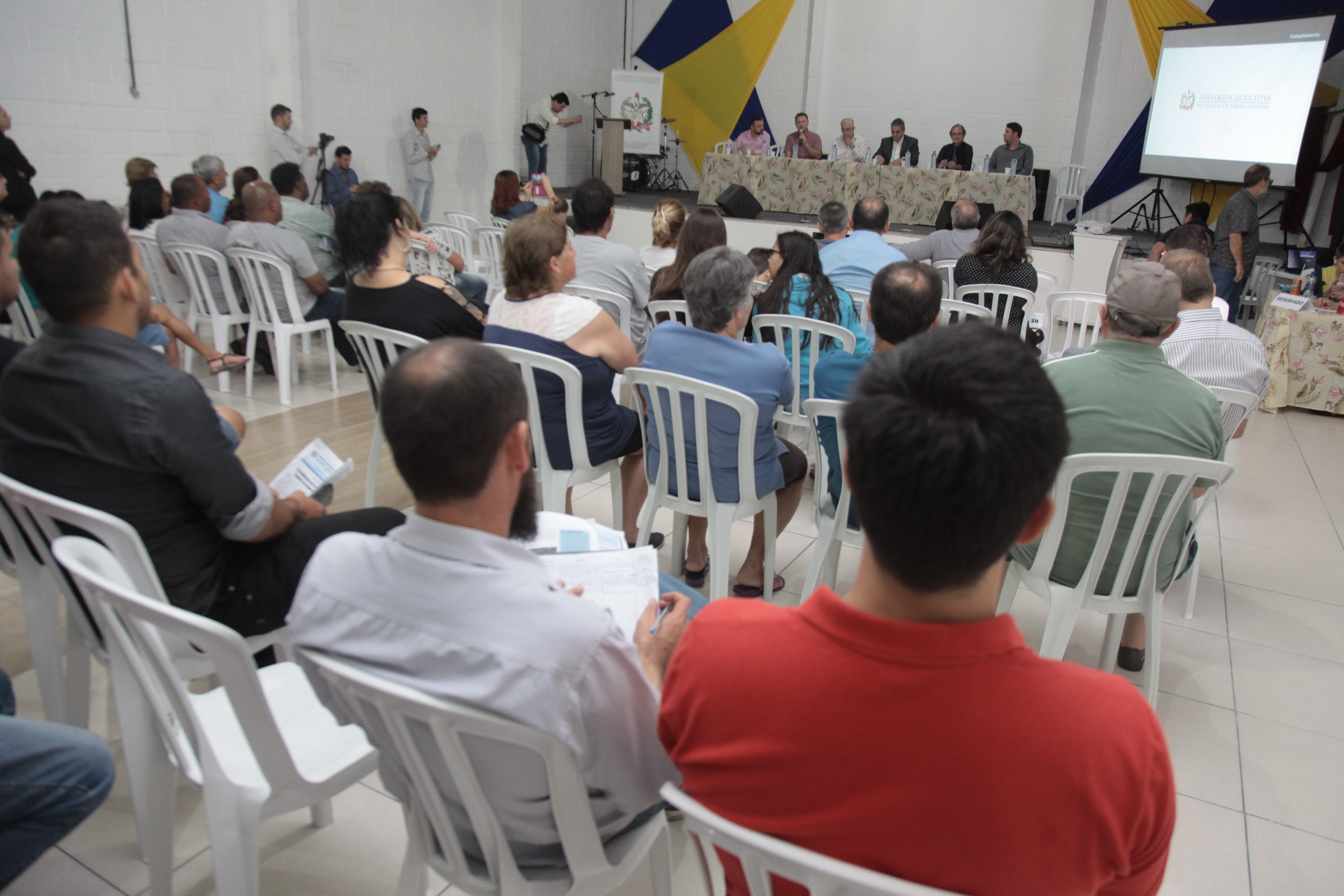 Audiência Pública da Comissão de Turismo e meio Ambiente sobre O Problema da Estação de Esgoto do Bairro Potecas.