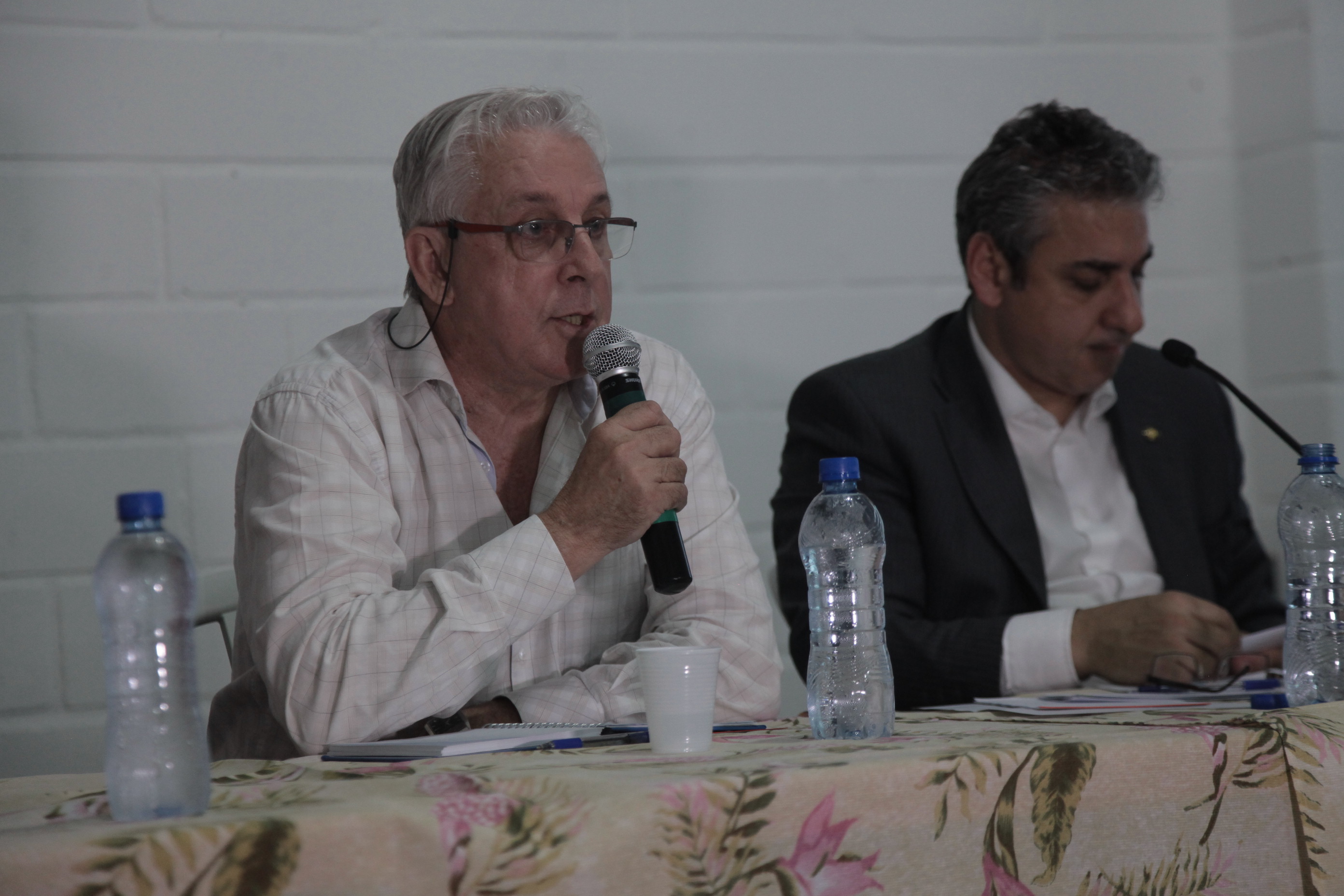 Audiência Pública da Comissão de Turismo e meio Ambiente sobre O Problema da Estação de Esgoto do Bairro Potecas.