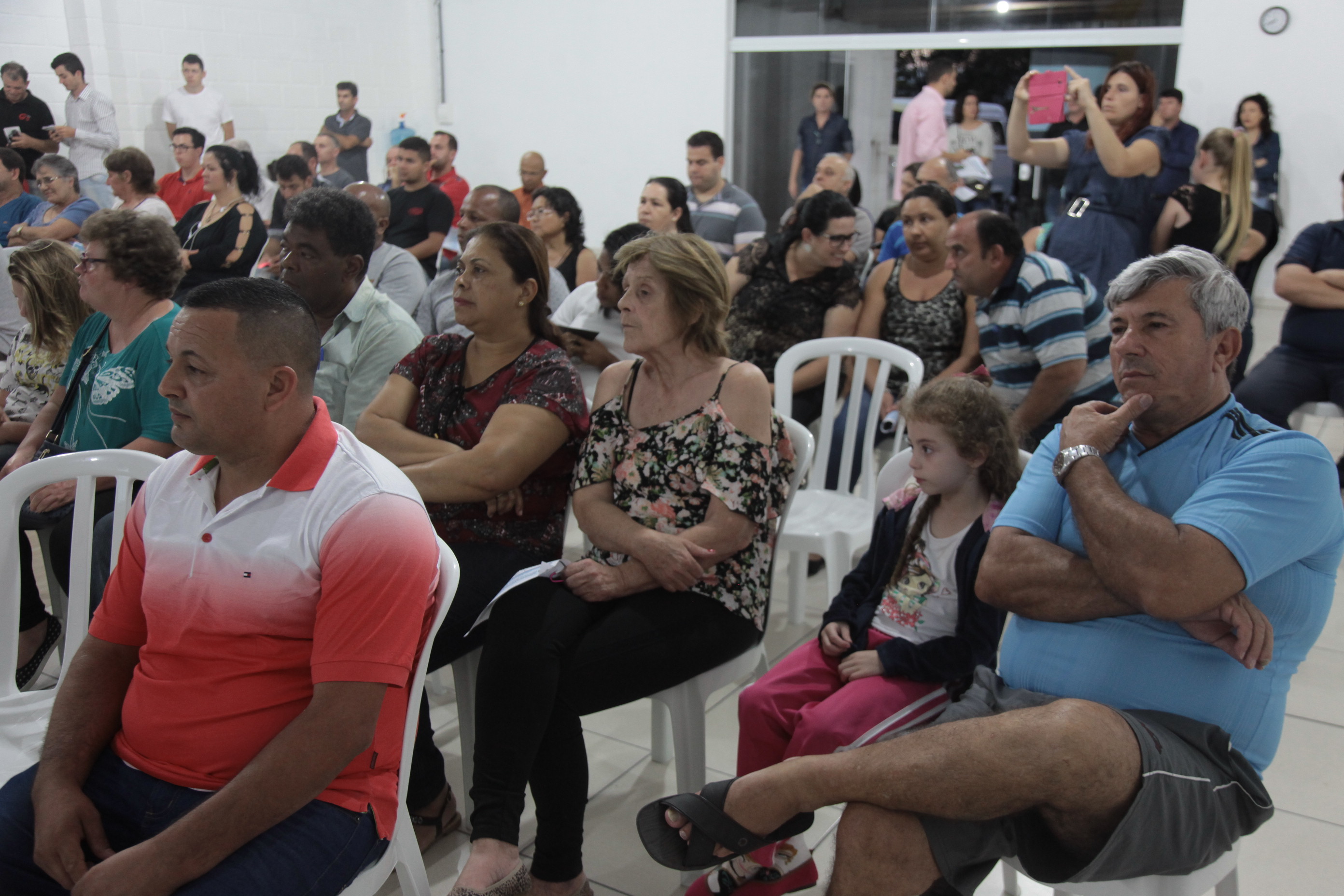 Audiência Pública da Comissão de Turismo e meio Ambiente sobre O Problema da Estação de Esgoto do Bairro Potecas.