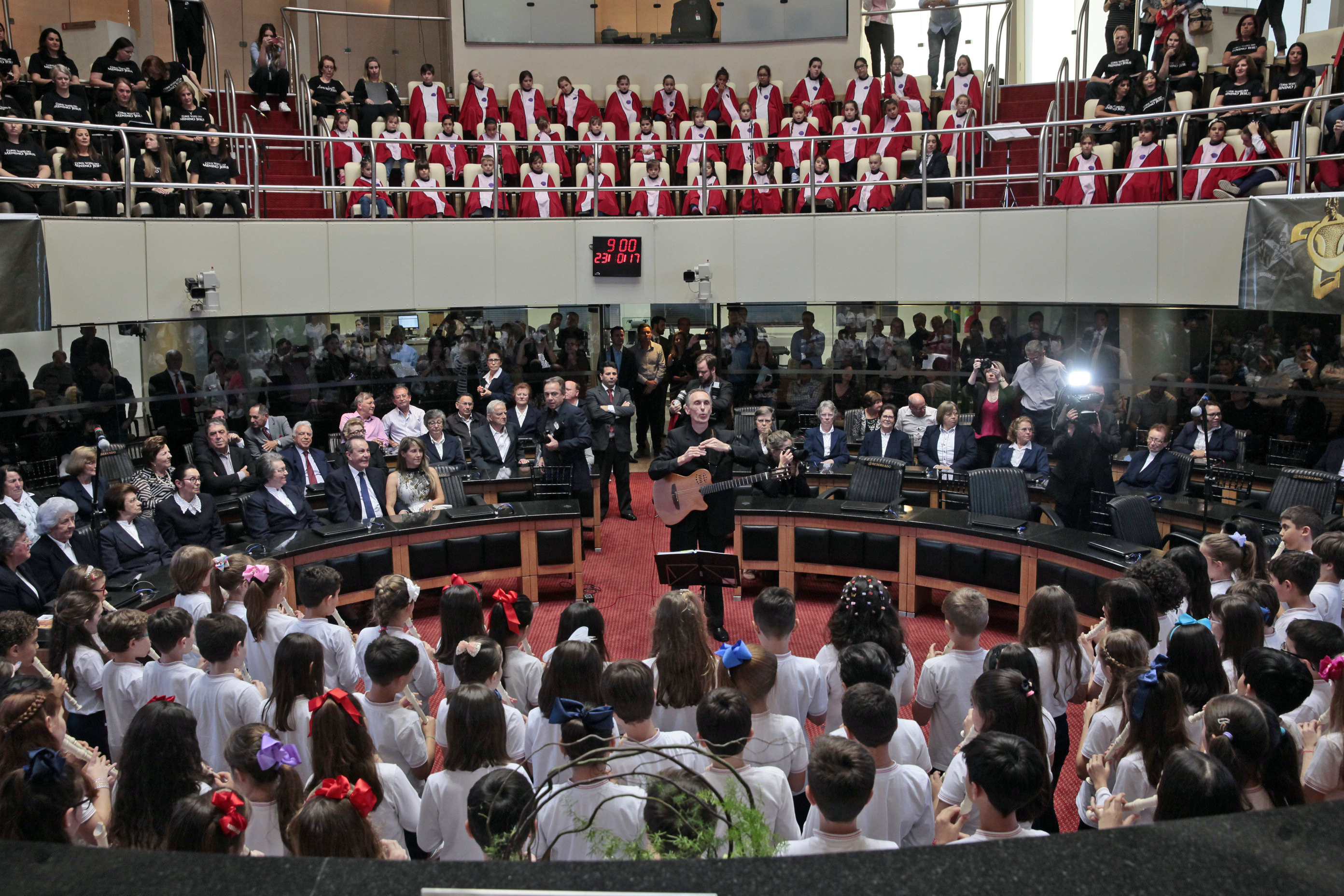 Sessão especial em homenagem à passagem dos 150 anos de fundação da Congregação das Irmãs Franciscanas em São José e 90 Anos em Angelina.