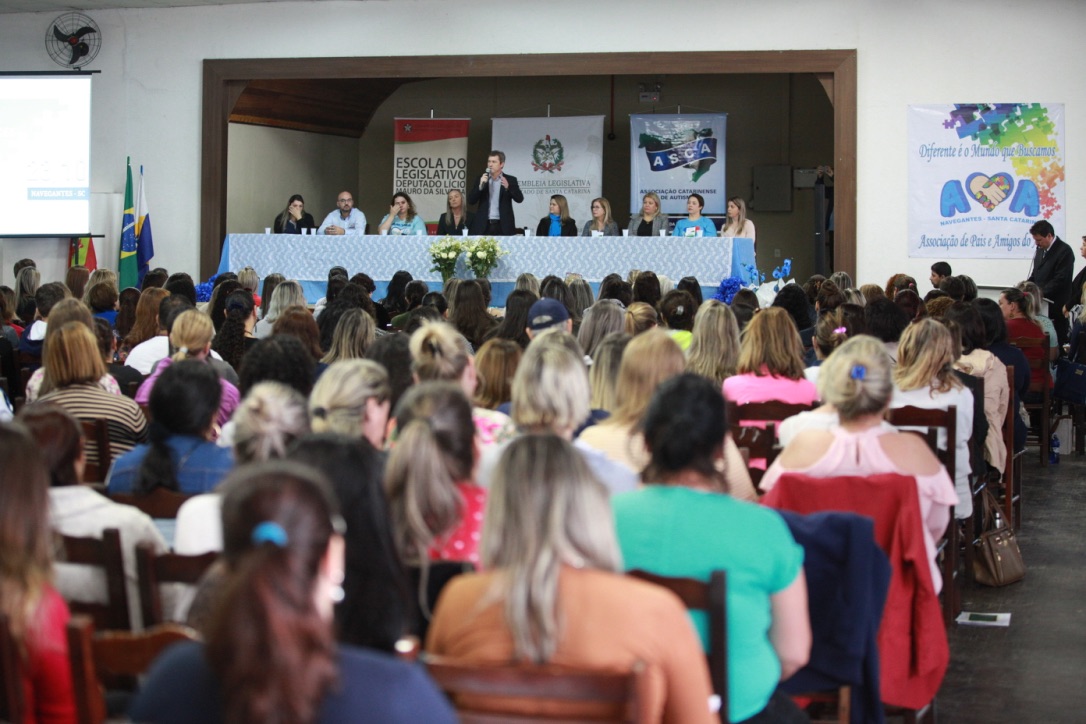 Seminário sobre Autismo em Navegantes-SC