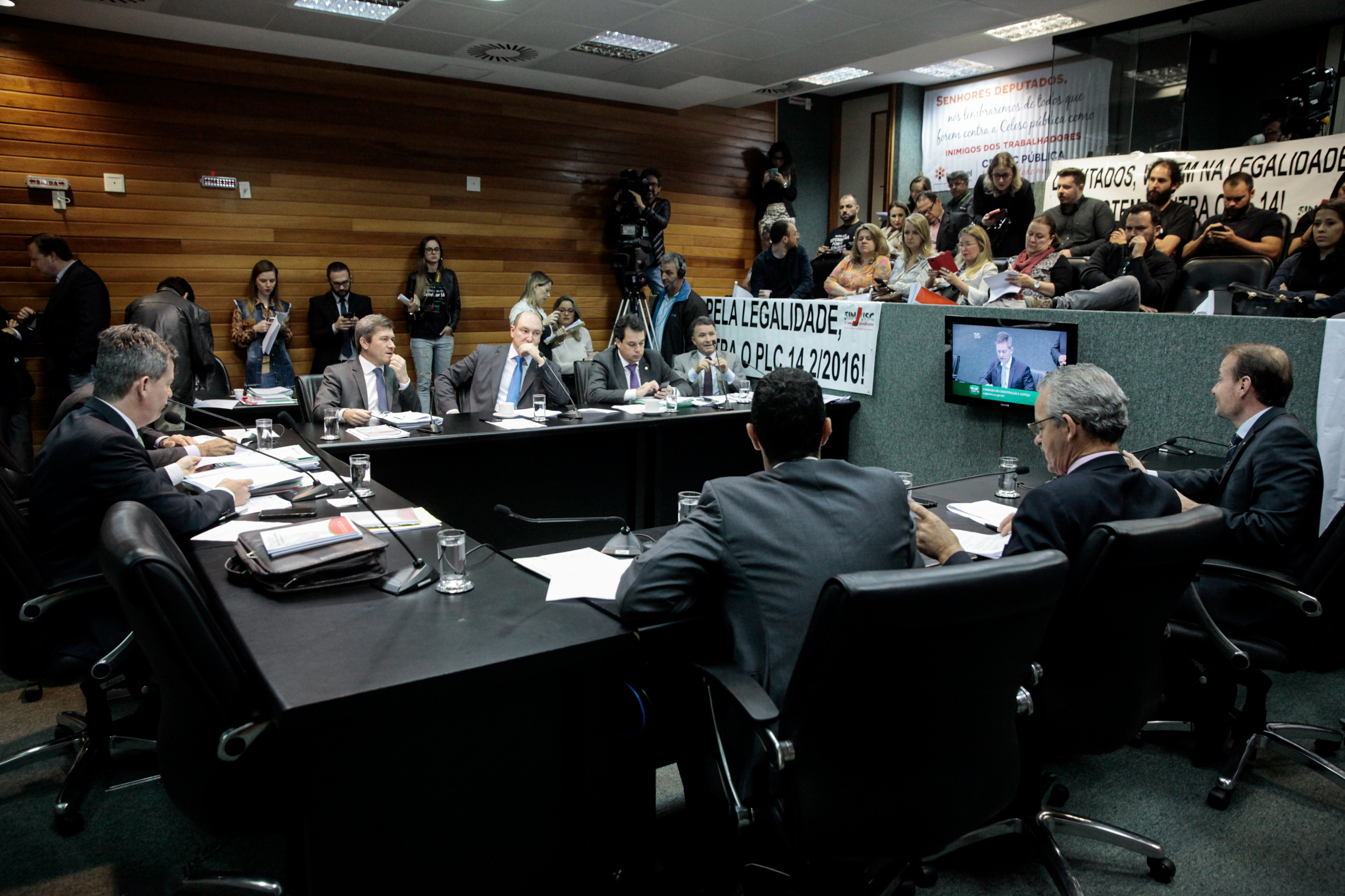 Comissão de Constituição e Justiça.