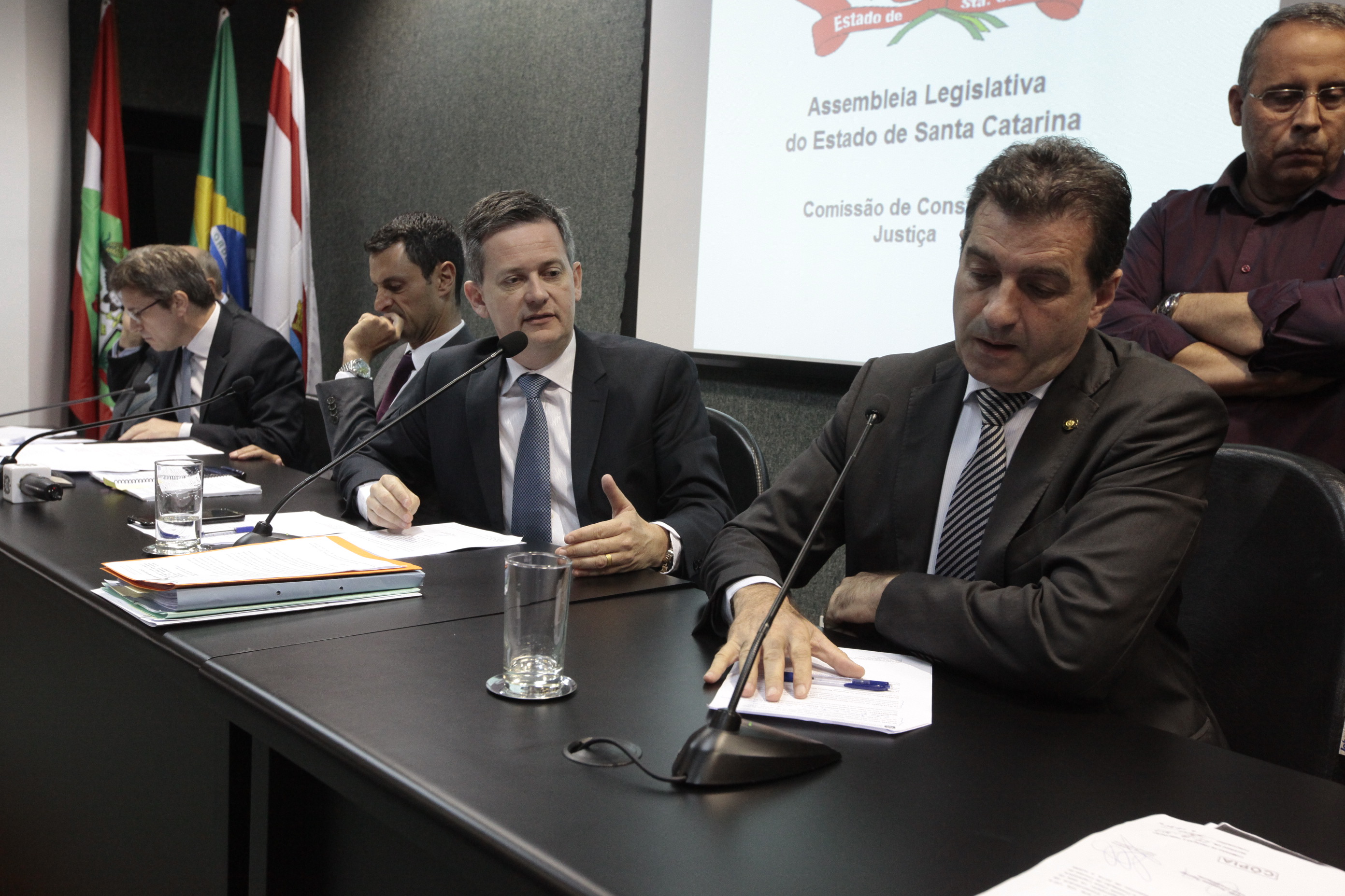 Comissão de Constituição e Justiça.