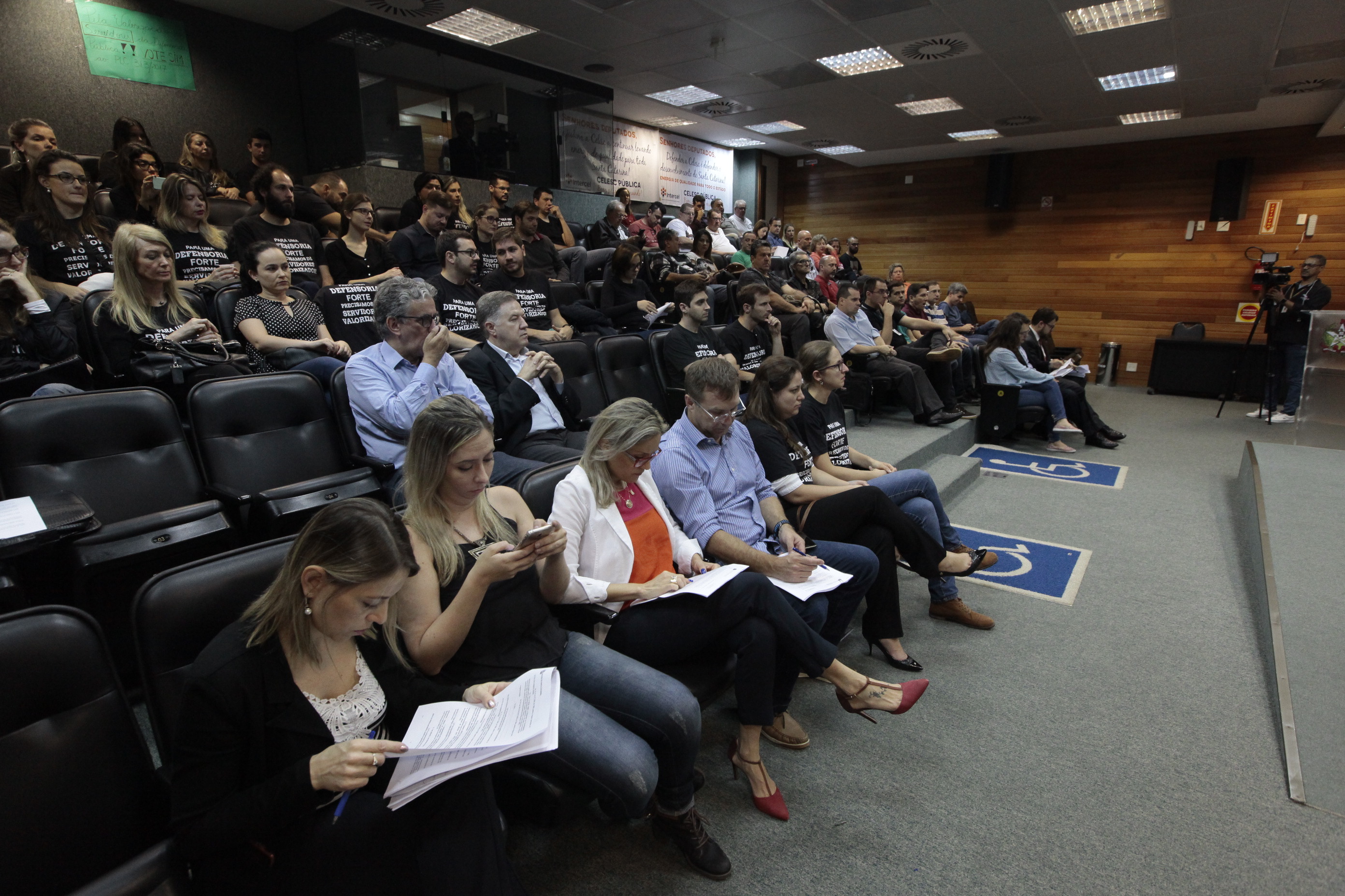 Comissão de Constituição e Justiça.