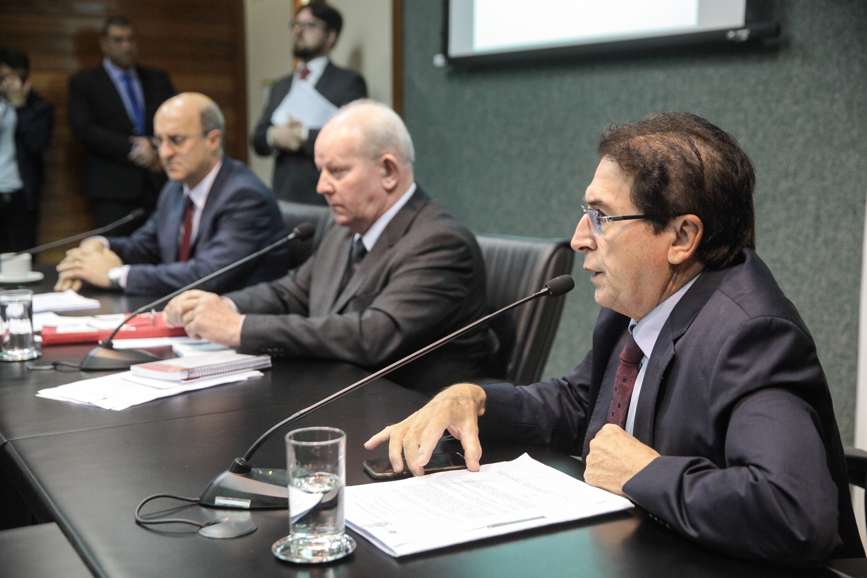 Deputado Antônio Aguiar (PMDB). Comissão de Finanças e Tributação.