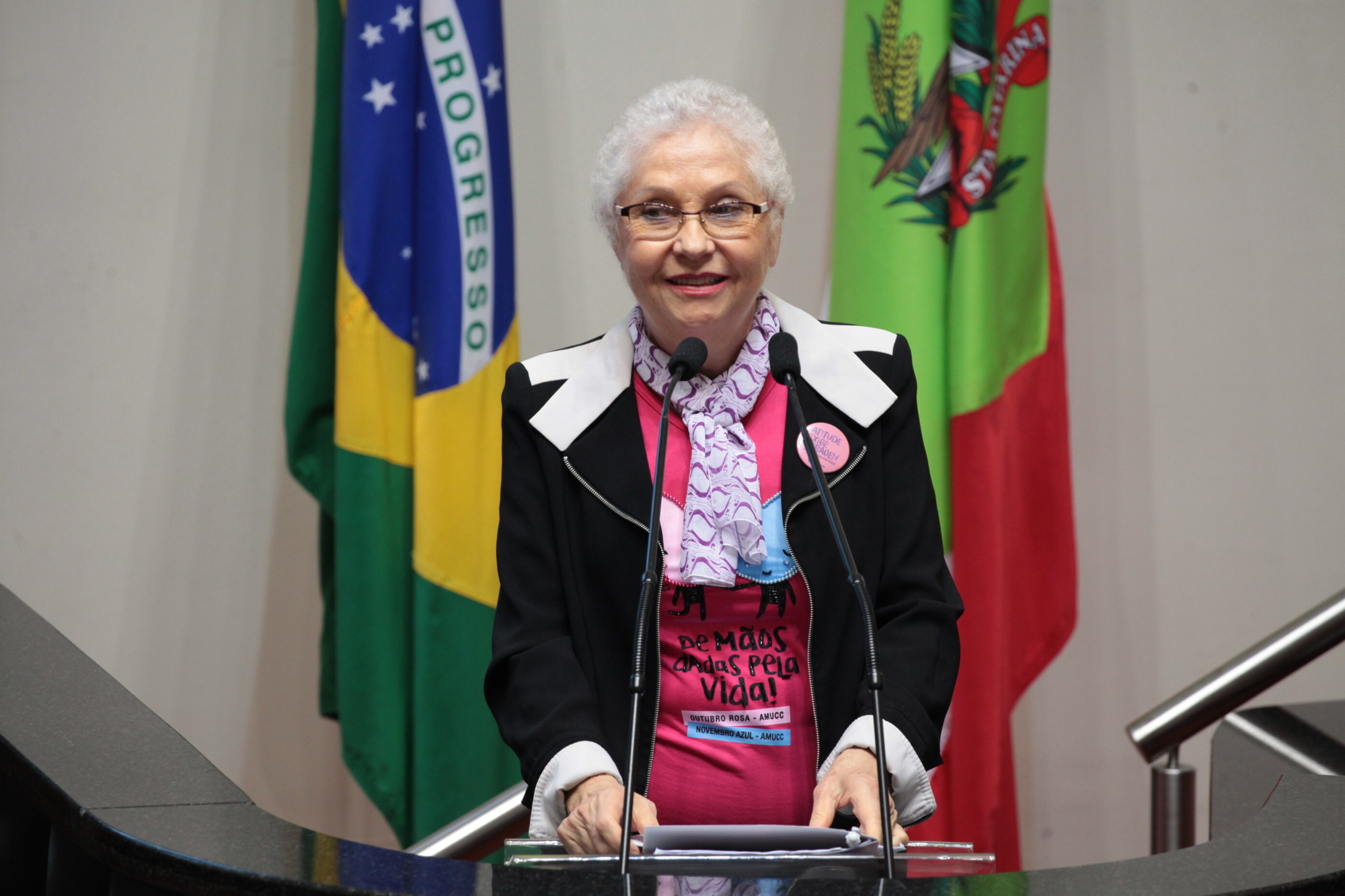 Presidente da AMUCC pede mais atenção com pacientes de câncer de mama