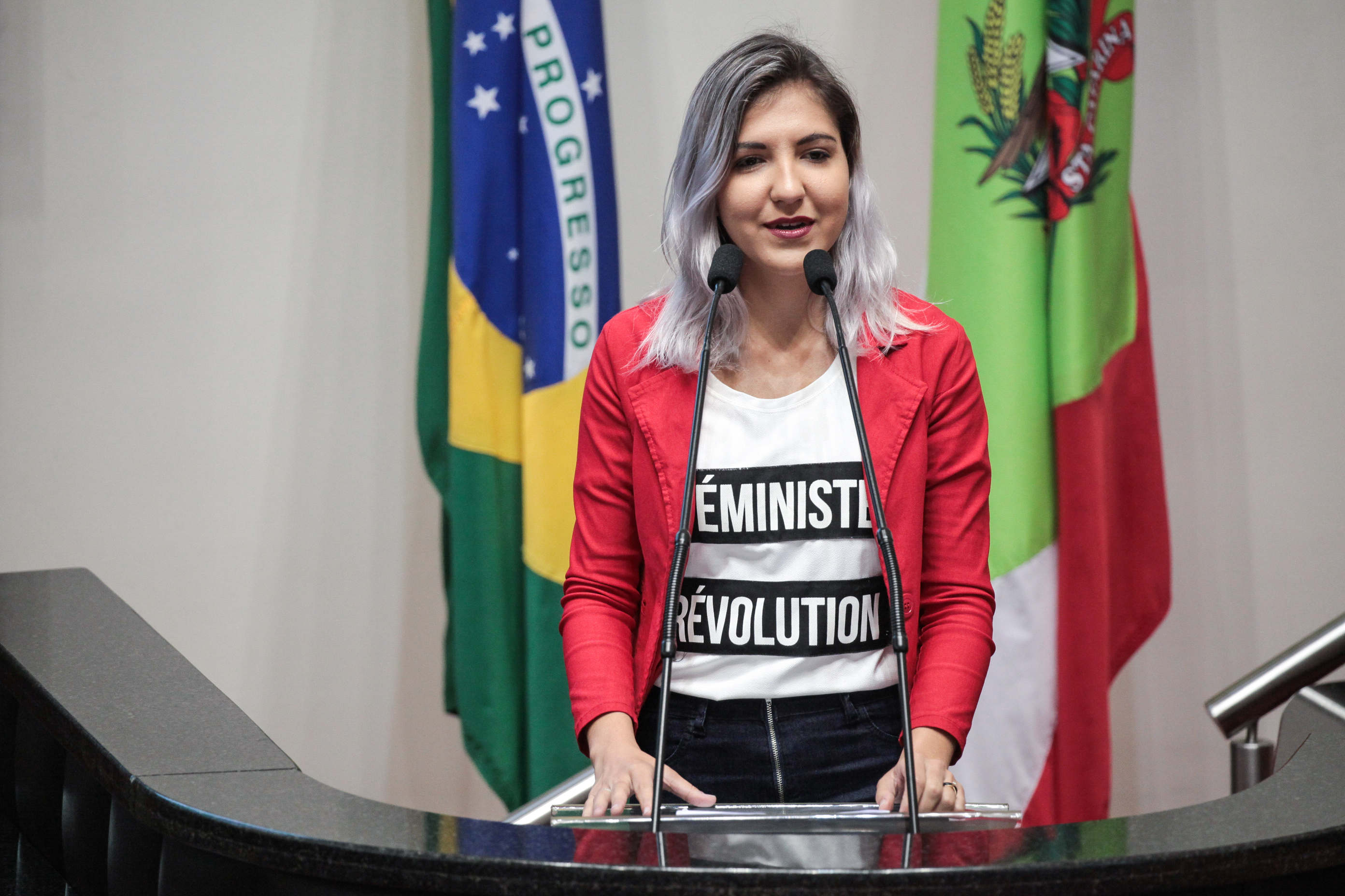 Carol Listone - Presidenta do CDMD de Chapecó. Sessão Ordinária.