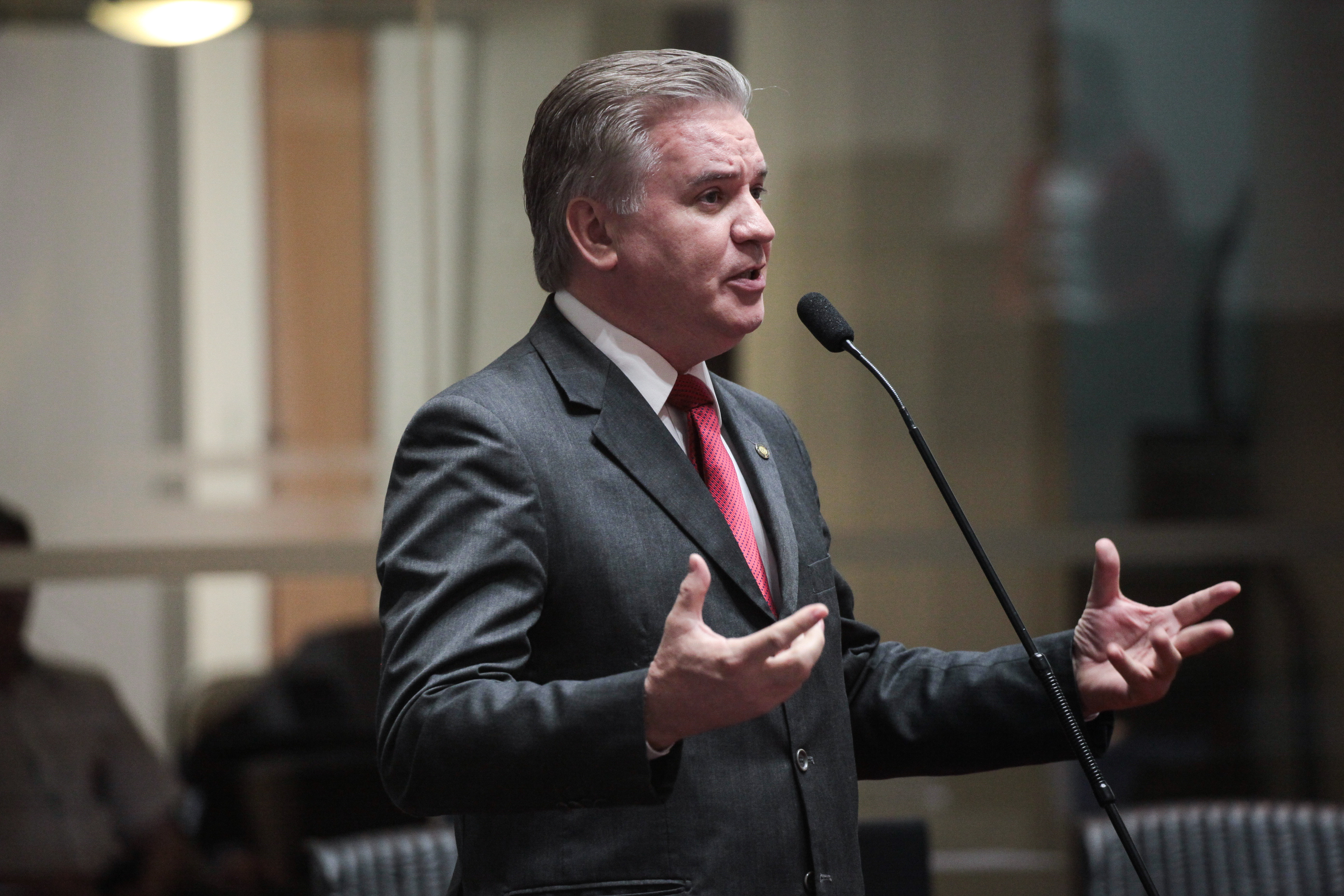 Deputado Cesar Valduga (PCdoB). Sessão Ordinária.