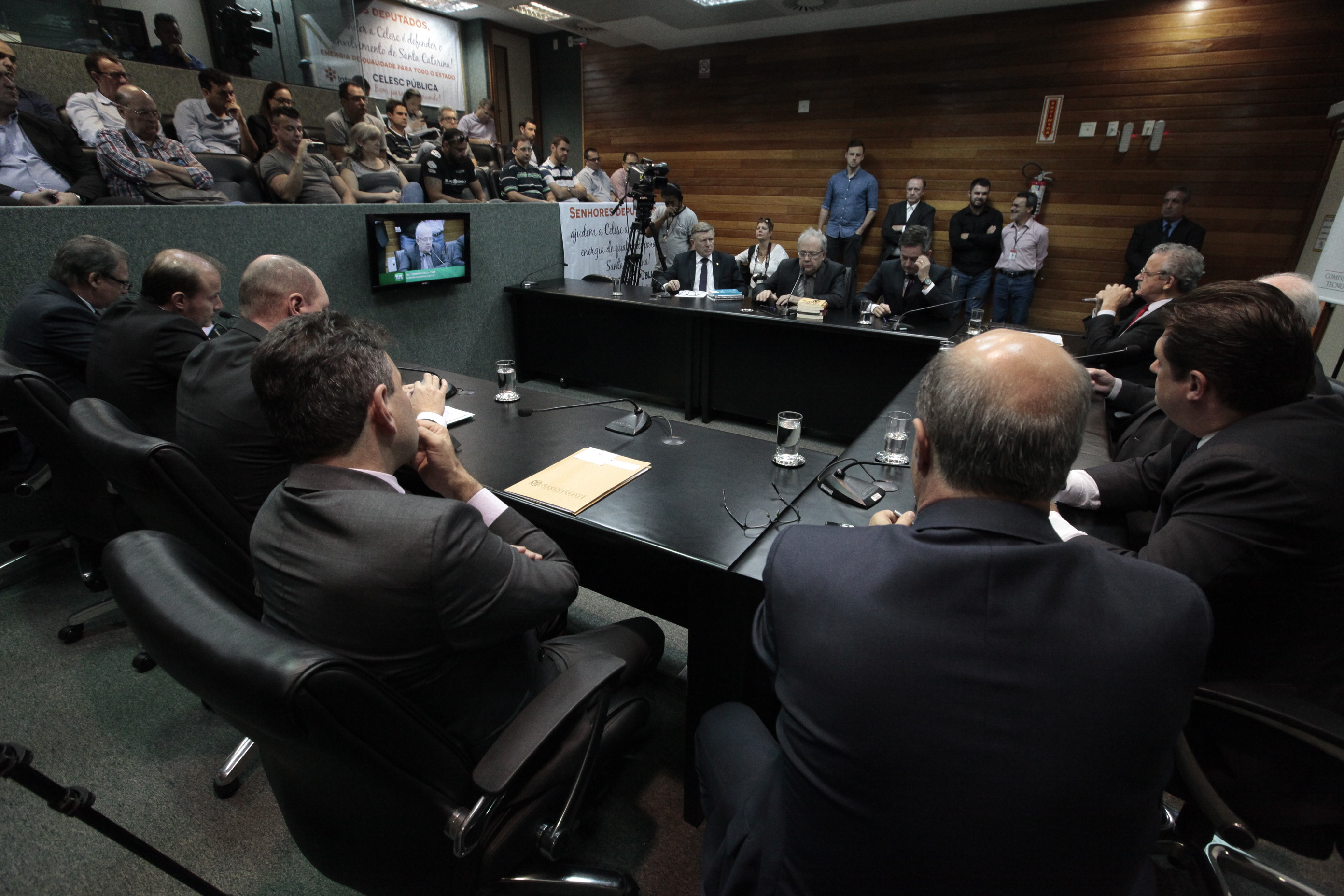 Comissão de Finanças e Tributação.
