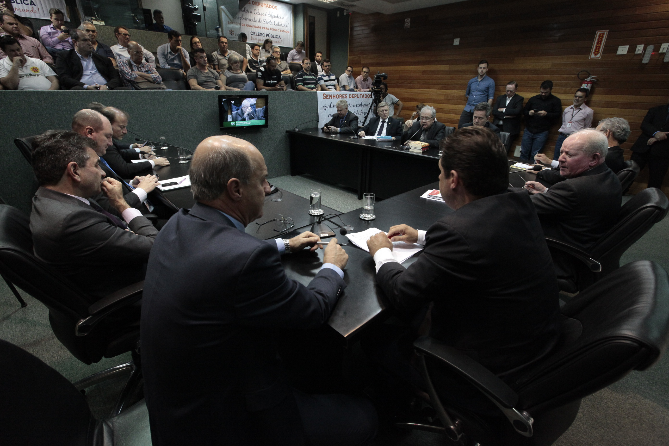 Comissão de Finanças e Tributação.