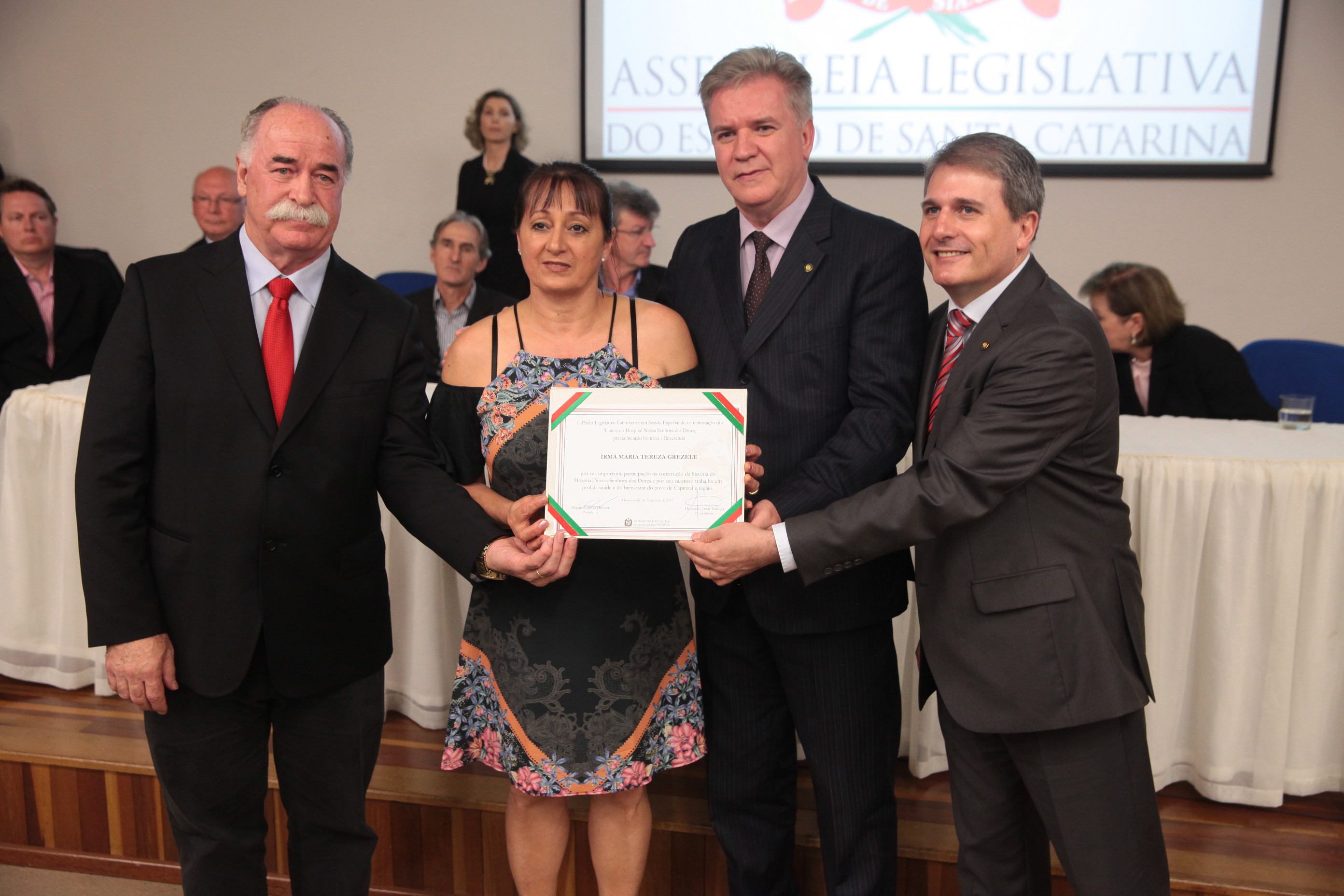 Sessão Solene em comemoração aos 70 anos de fundação do Hospital Nossa Senhora das Dores - Capinzal/SC.