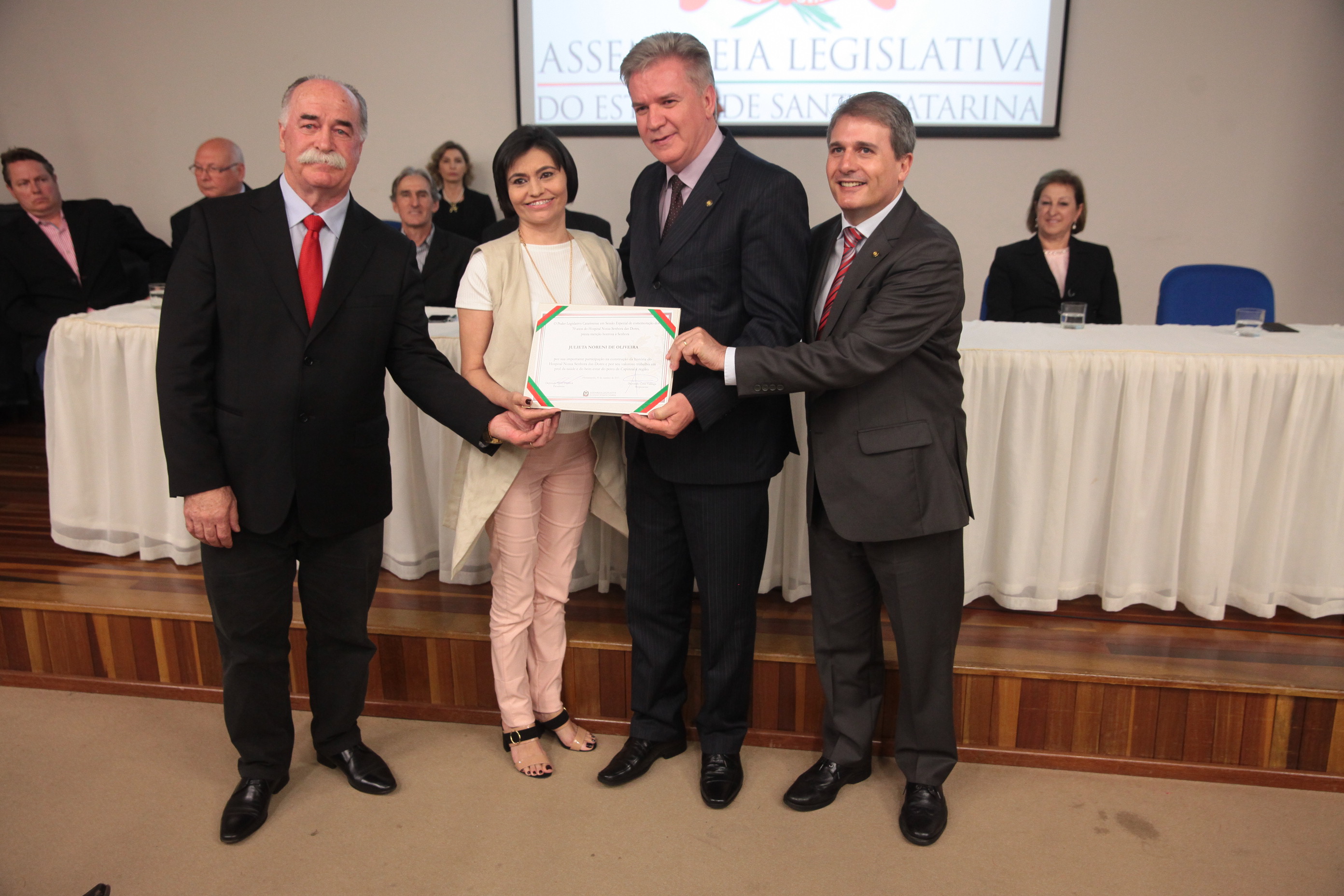 Sessão Solene em comemoração aos 70 anos de fundação do Hospital Nossa Senhora das Dores - Capinzal/SC.