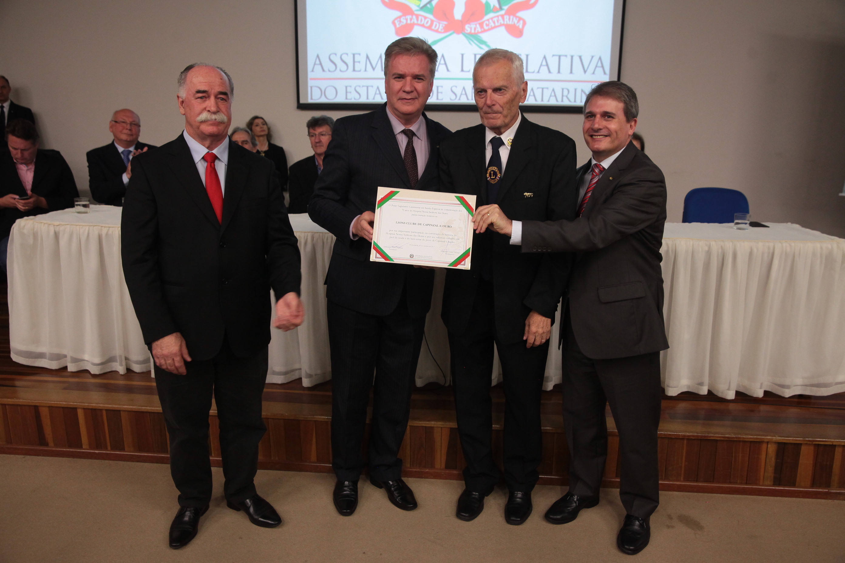 Sessão Solene em comemoração aos 70 anos de fundação do Hospital Nossa Senhora das Dores - Capinzal/SC.