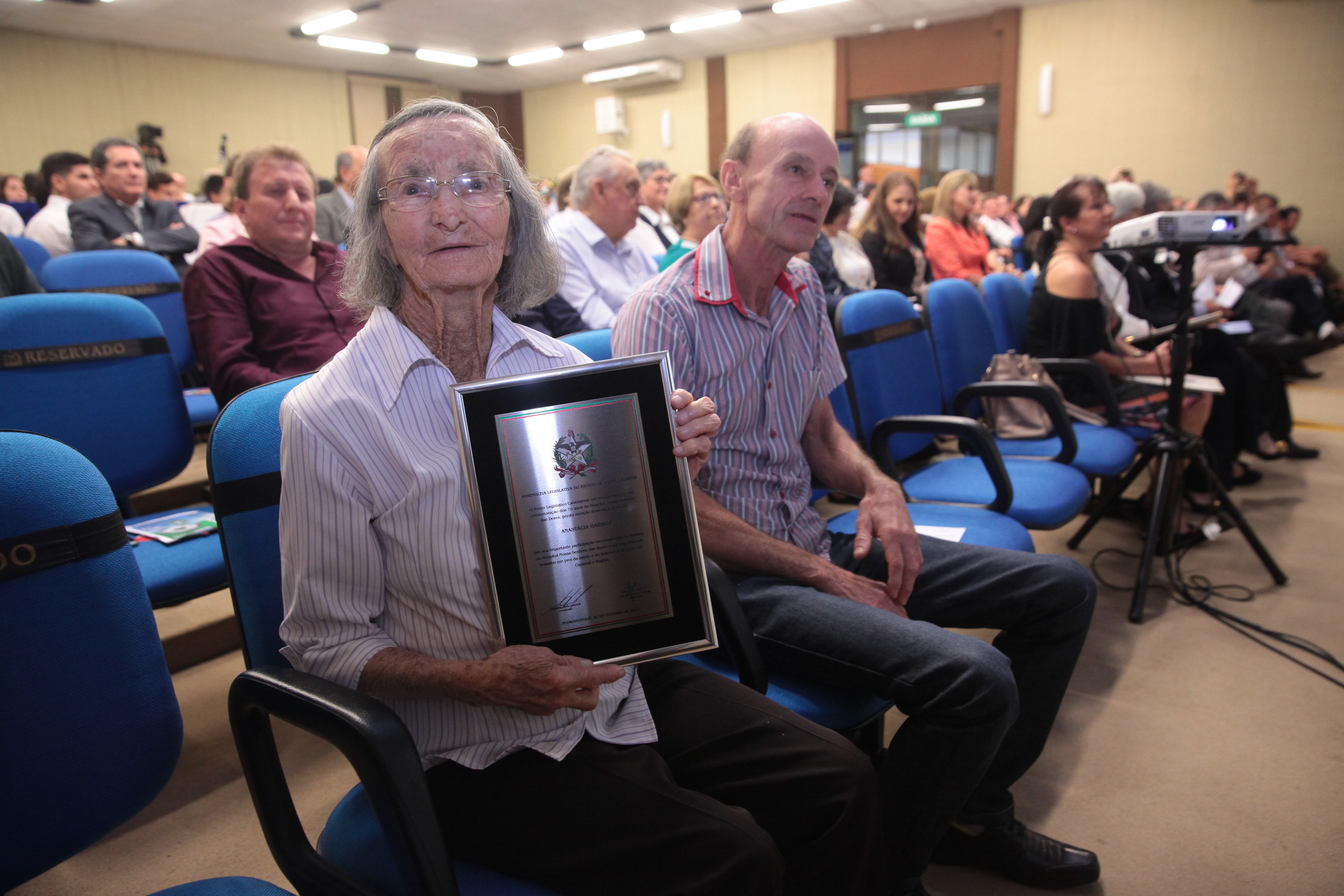 Sessão Solene em comemoração aos 70 anos de fundação do Hospital Nossa Senhora das Dores - Capinzal/SC.
